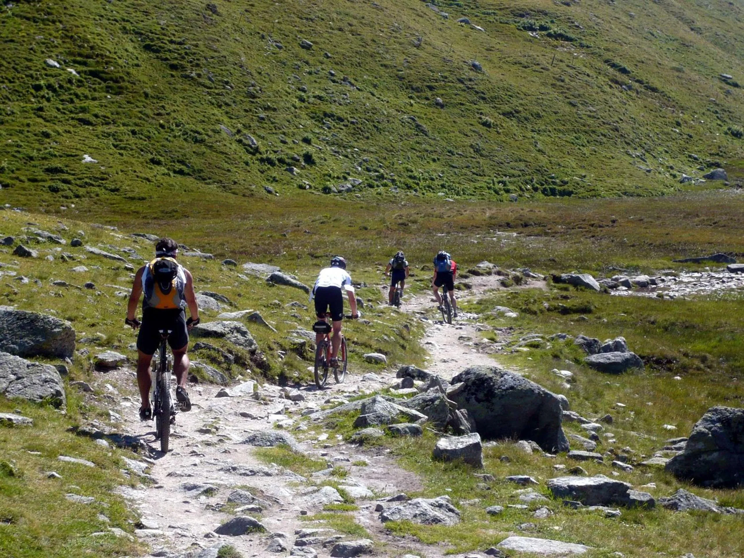 Cycling in Hotel Chavalatsch
