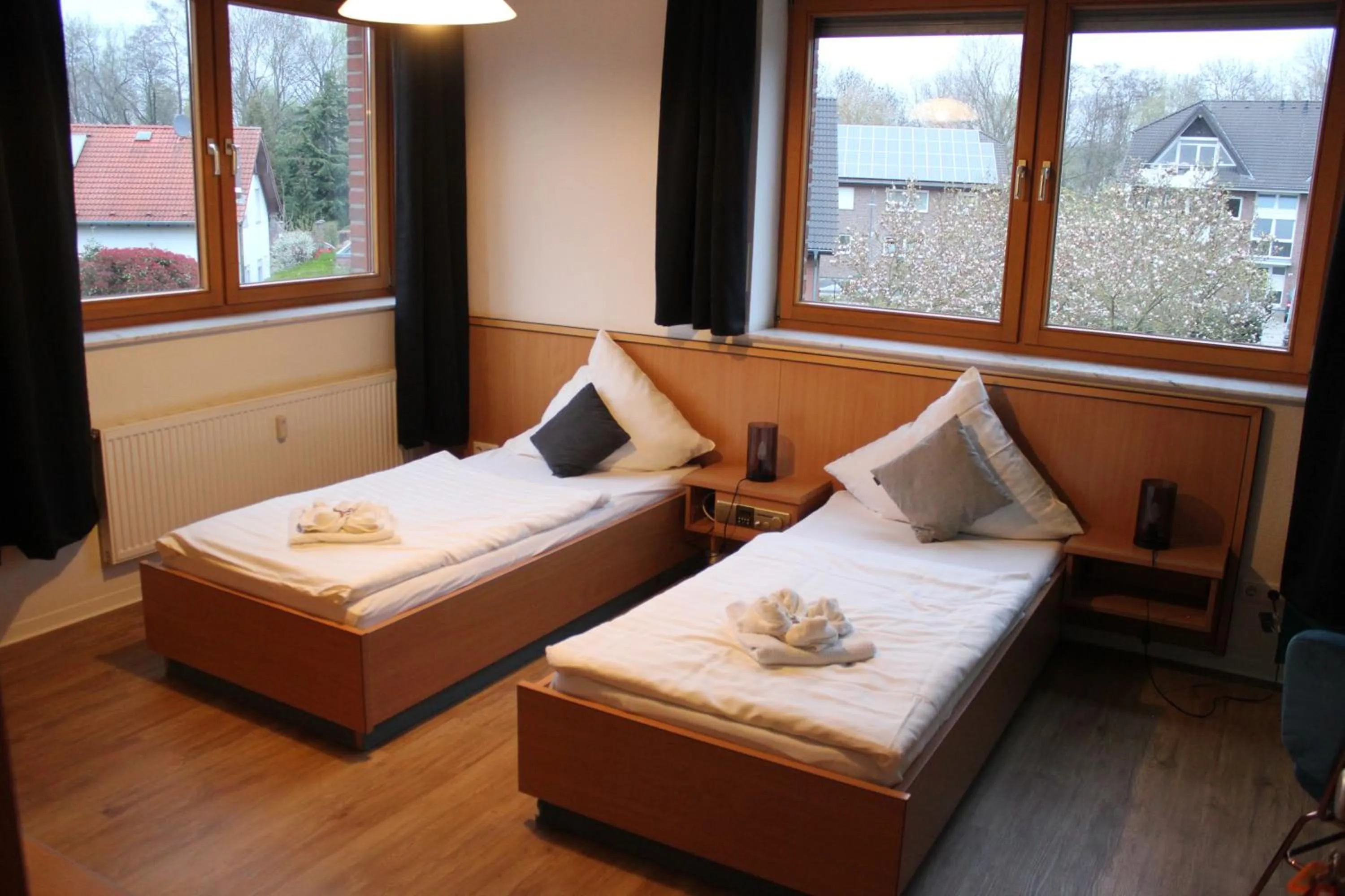 Bed in Olympia Hotel & Restaurant