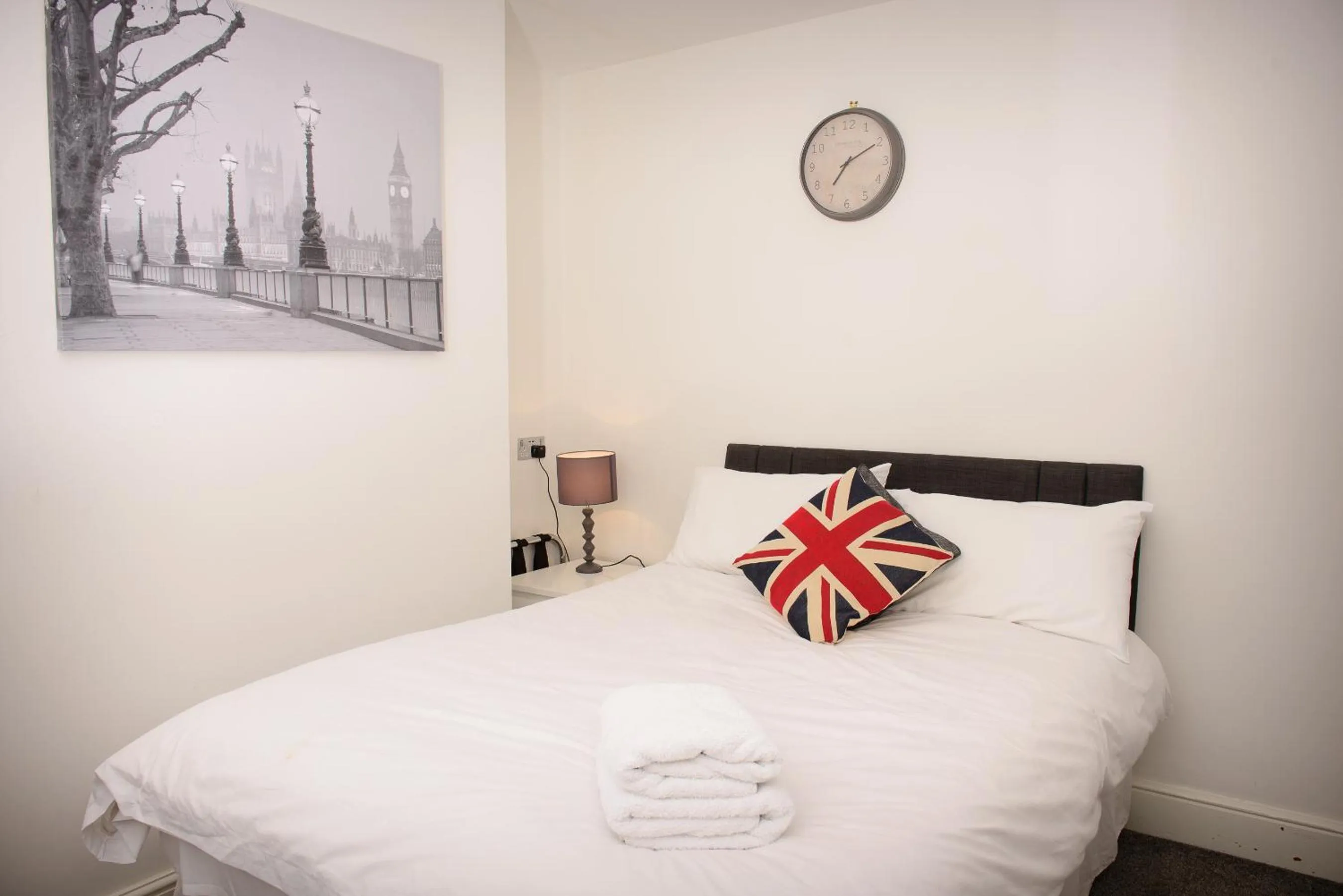 Photo of the whole room in The Claremont