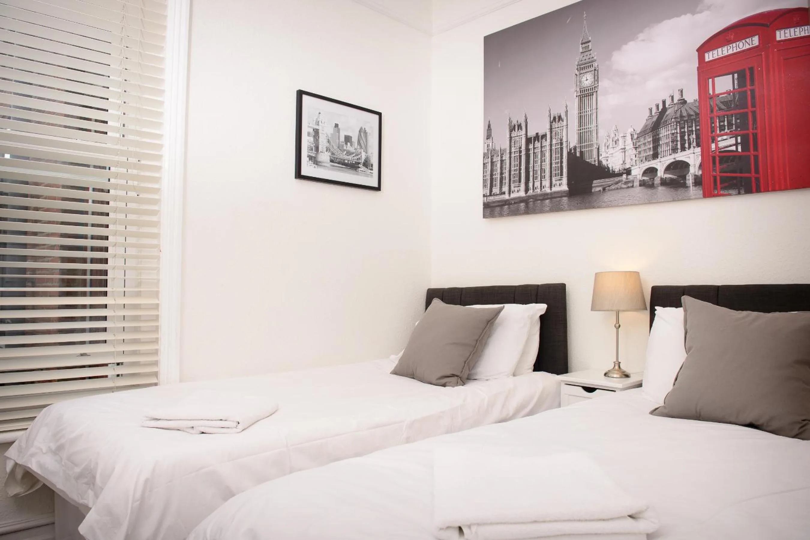 Photo of the whole room in The Claremont