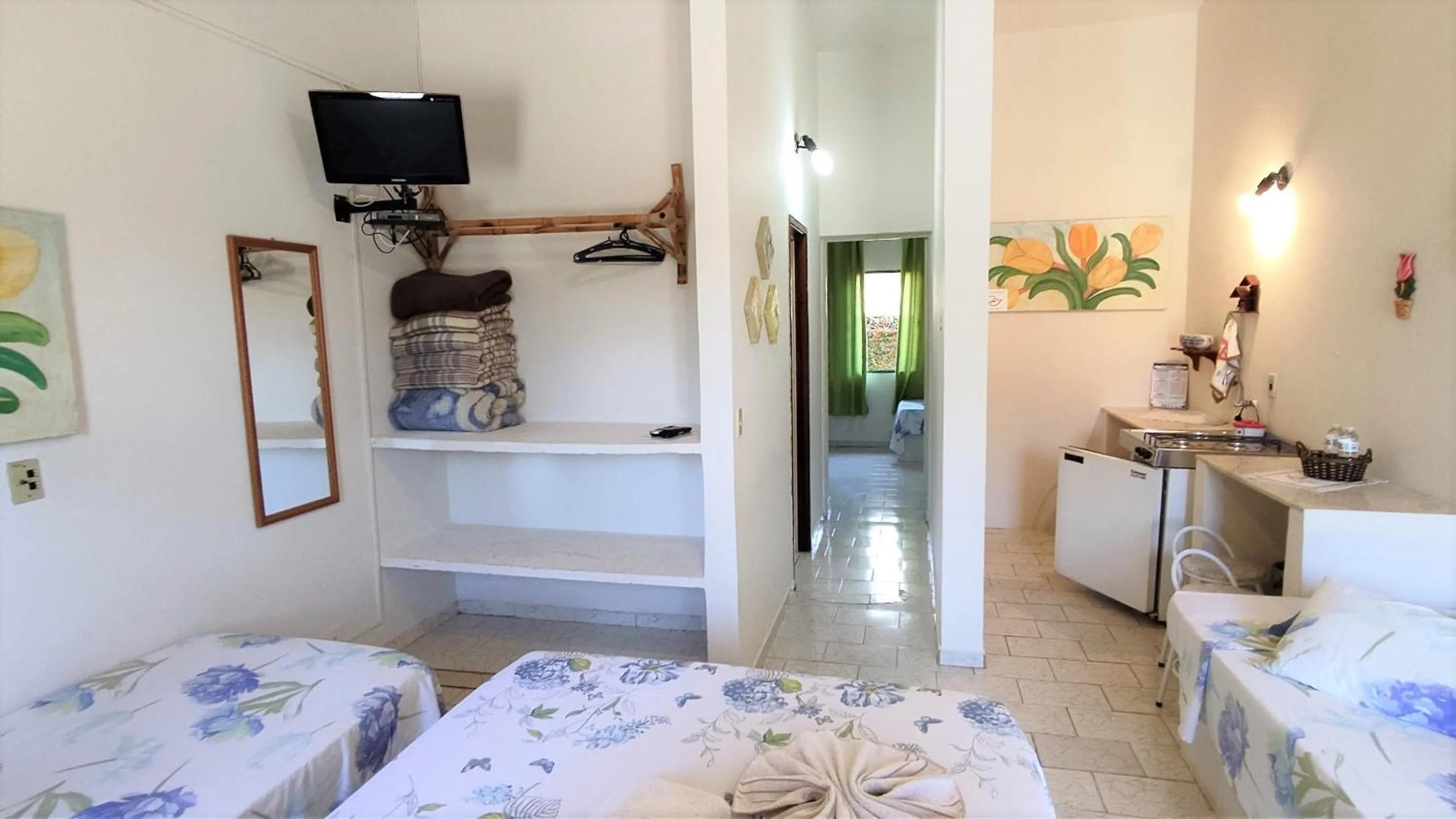 Photo of the whole room, Bed in Chalés Vila da Serra