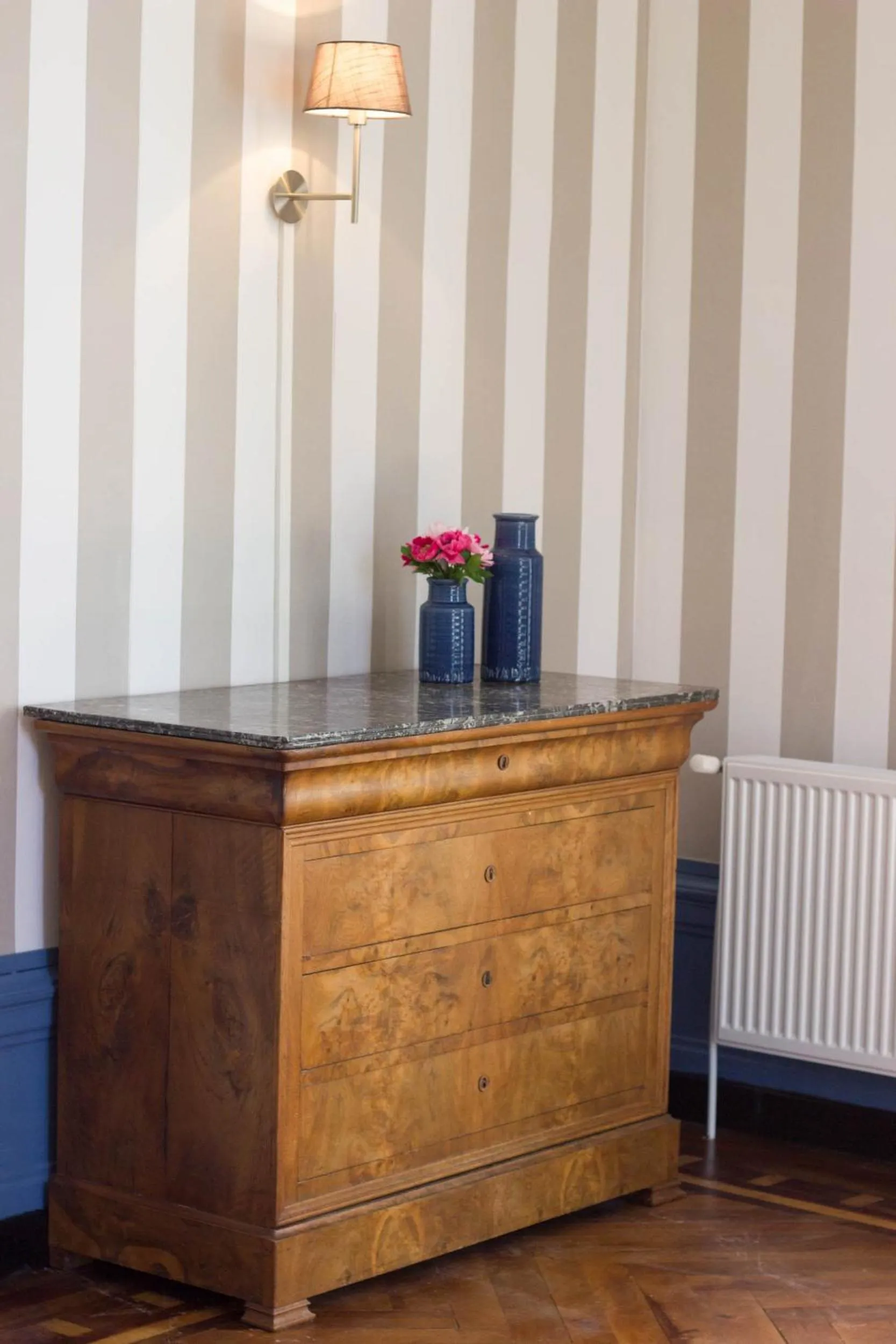 Decorative detail in Domaine des Lilas