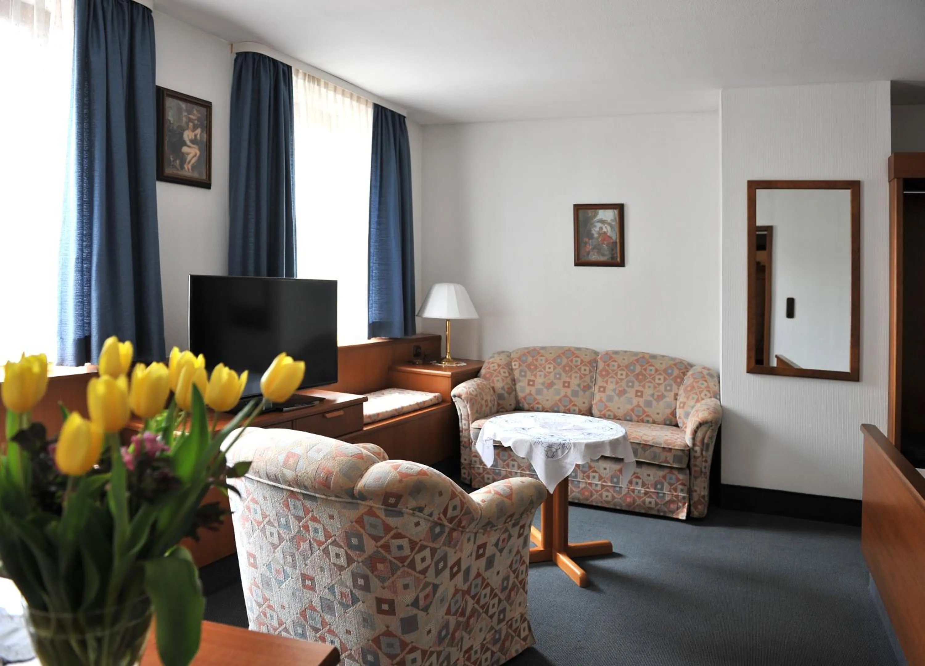 Photo of the whole room in Hotel Grüner Baum