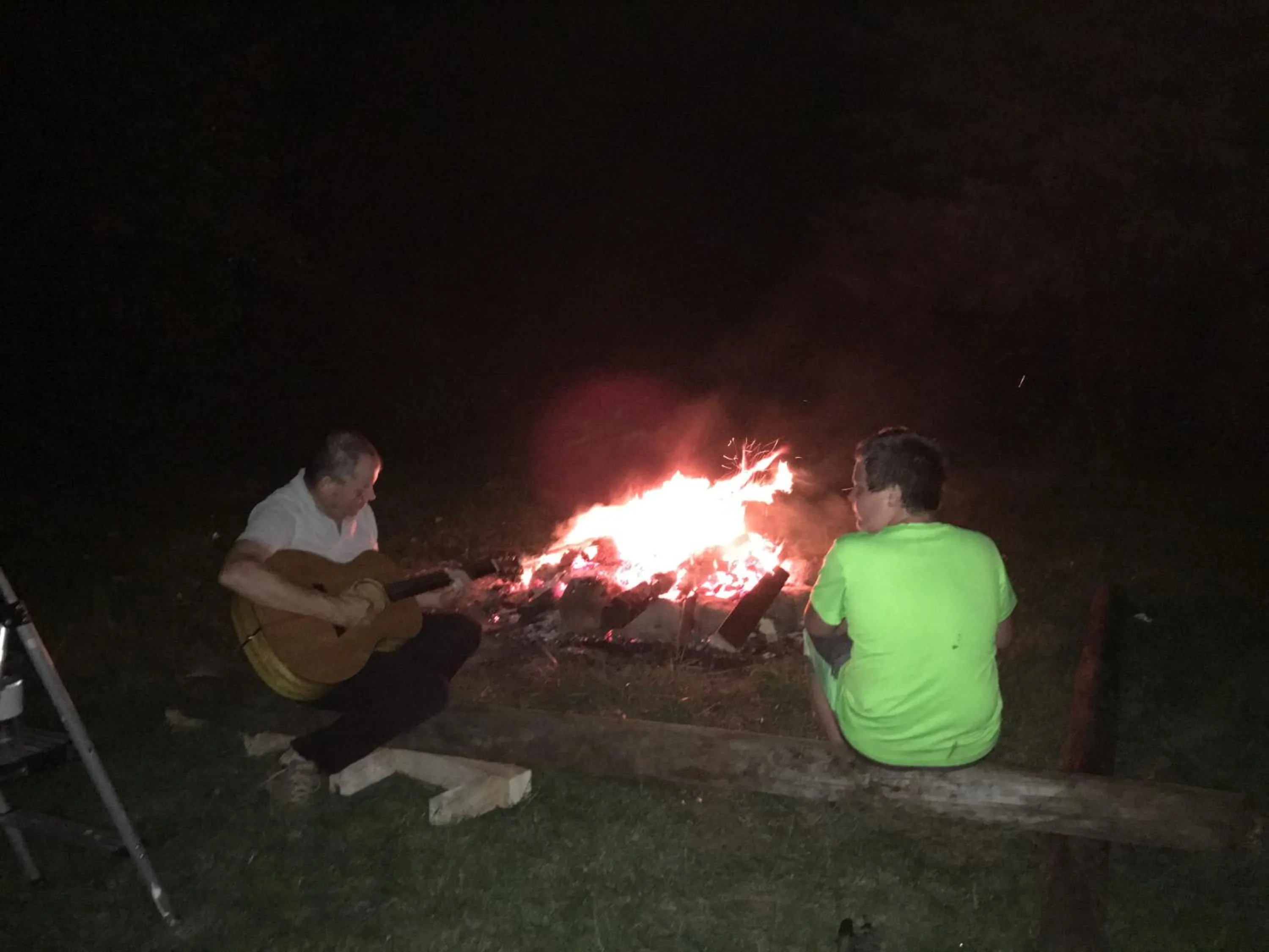 flat iron in Timber Post Bed & Breakfast