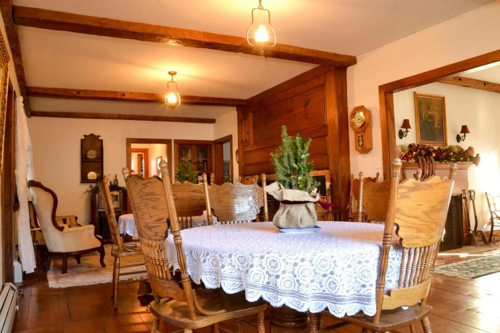 Dining area in Timber Post Bed & Breakfast