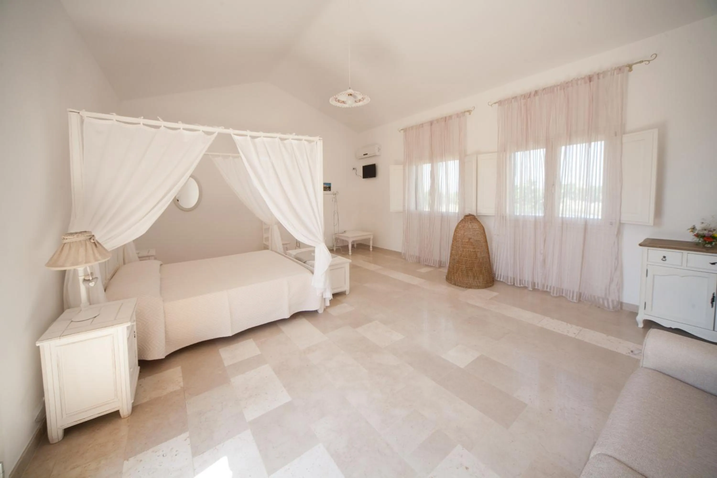 Bed in Antica Masseria Ficazzana - Tenuta