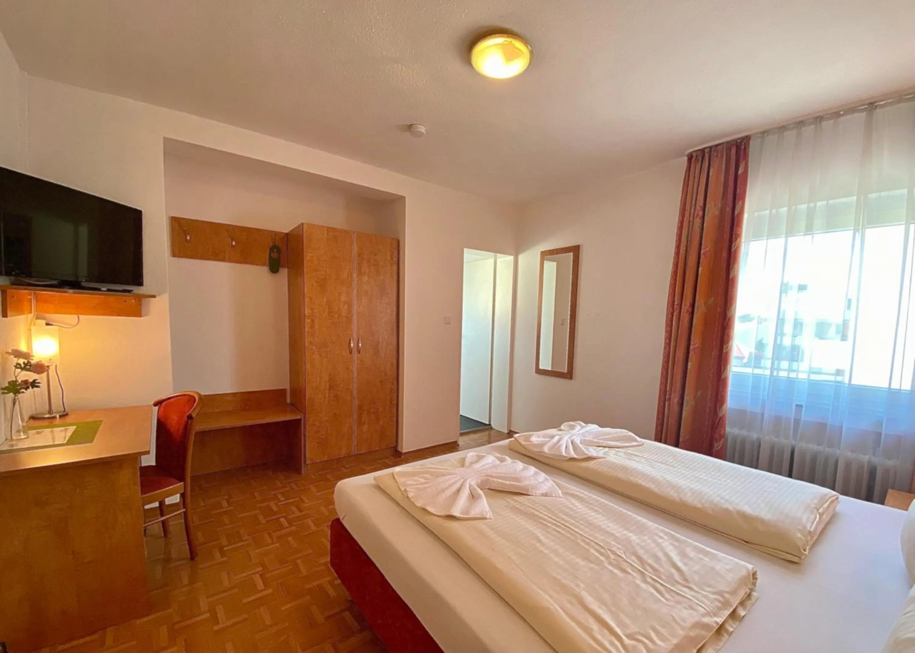 Photo of the whole room, Bed in Hotel Gasthof Rose