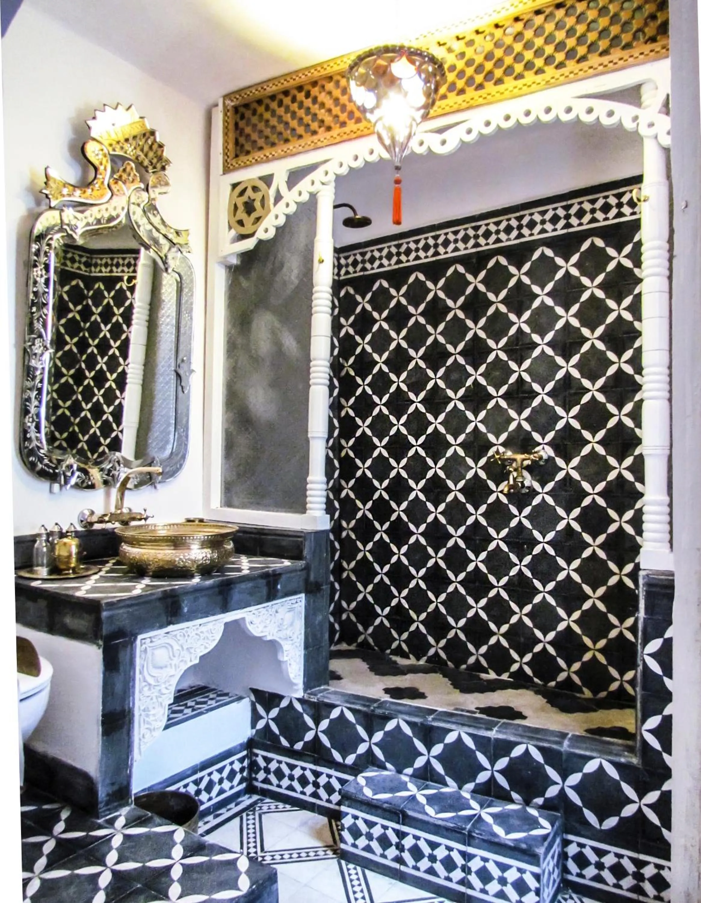 Shower in Riad Dar Arsama