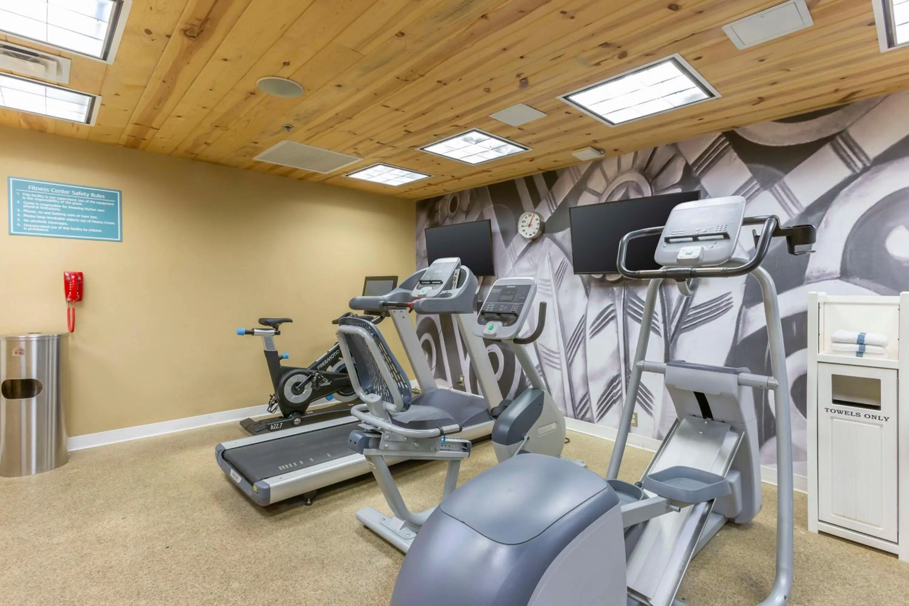 Fitness centre/facilities in Best Western Plus Chandler Hotel & Suites