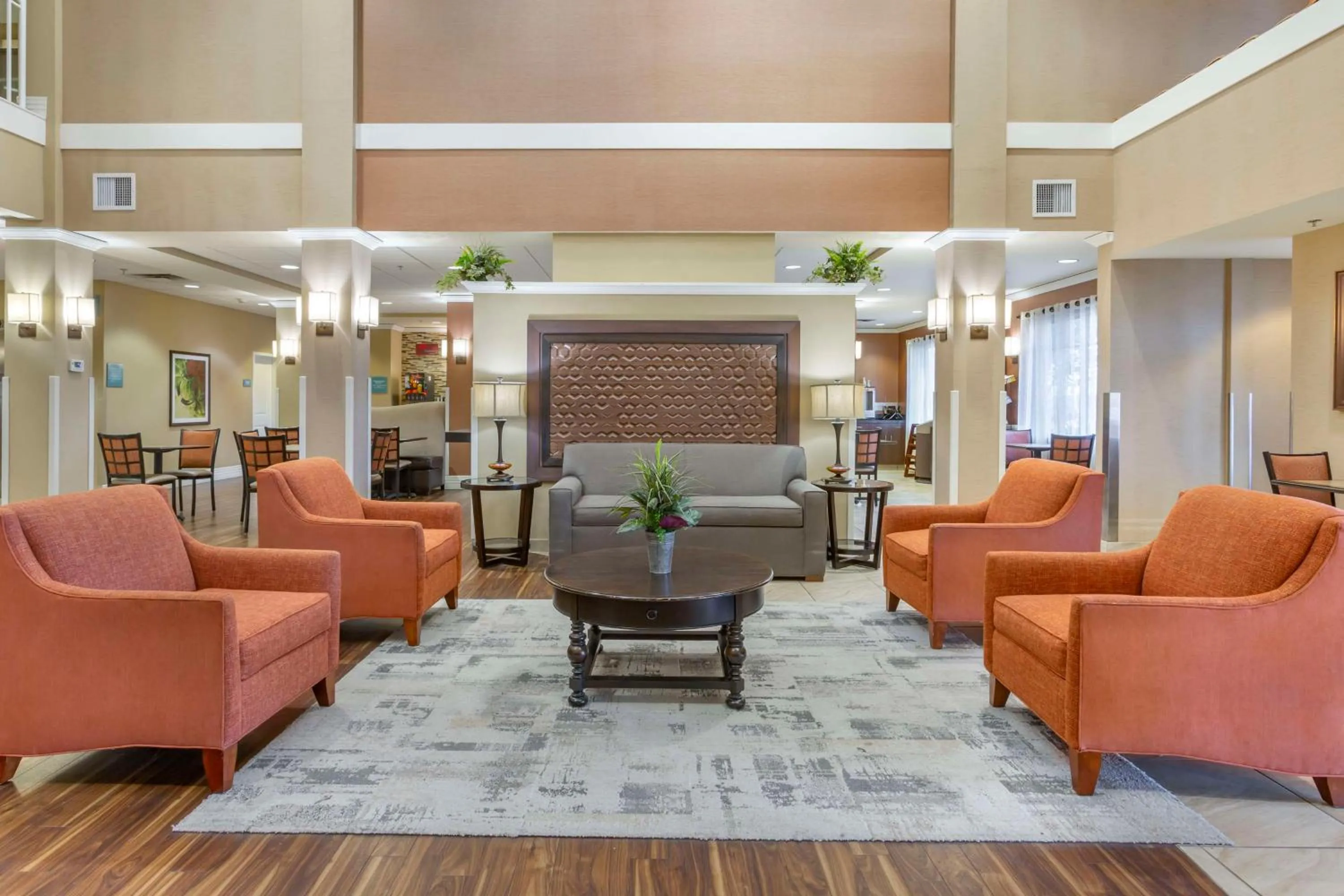 Lobby or reception in Best Western Plus Chandler Hotel & Suites