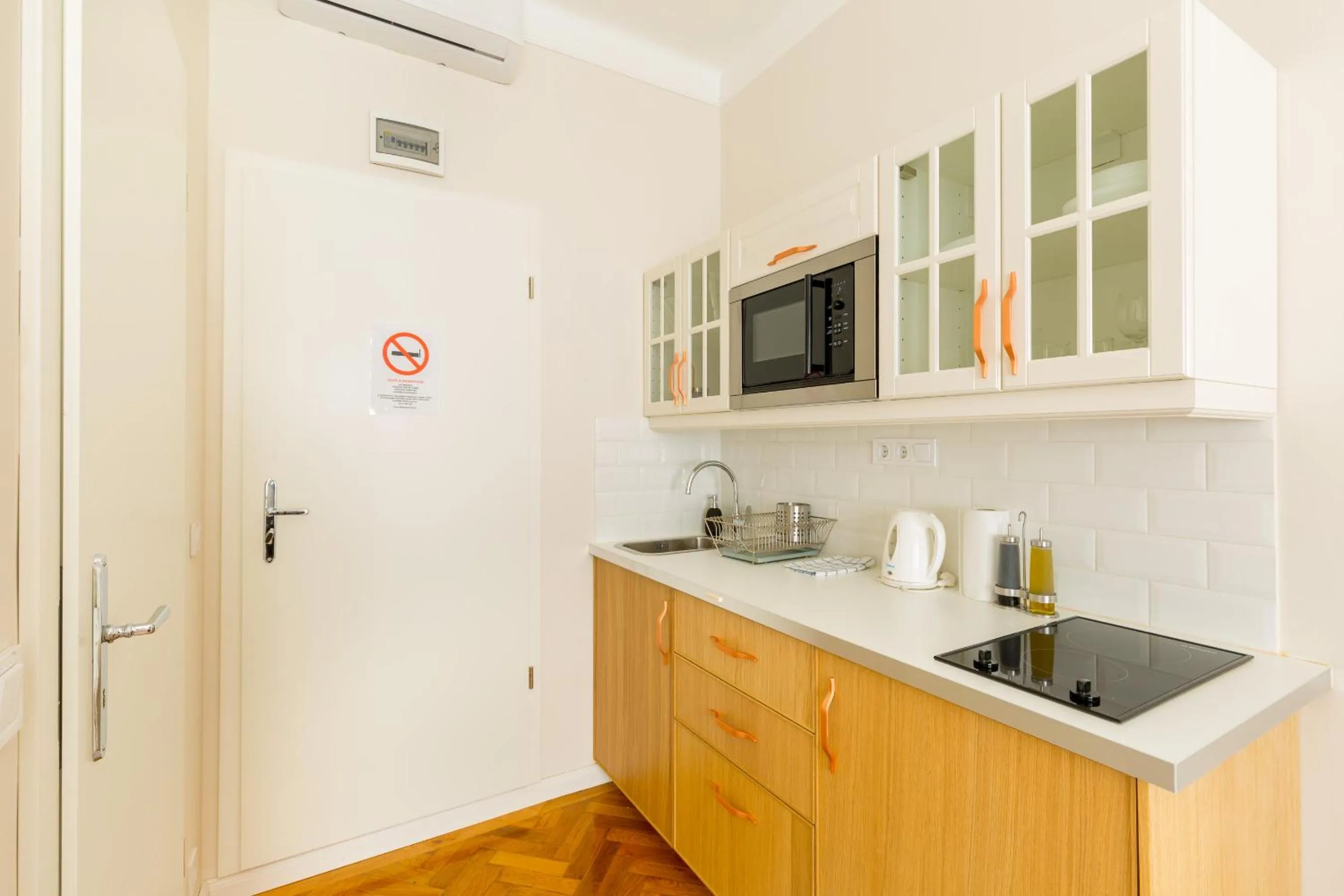 Kitchen or kitchenette in Otto Studios