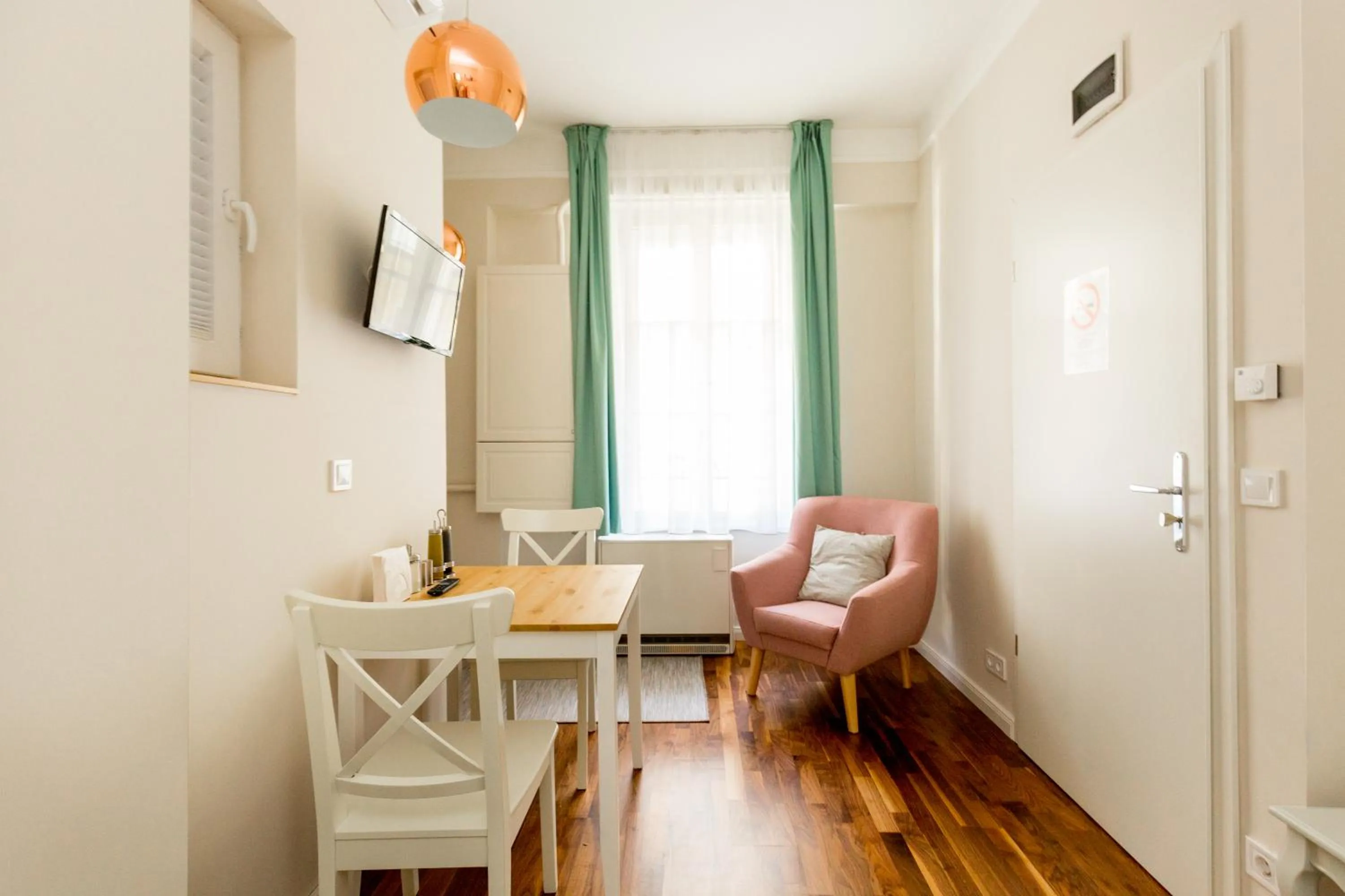 Living room in Otto Studios