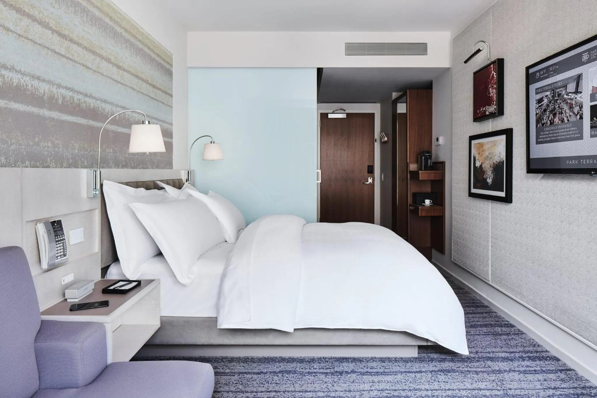 Bedroom, Bed in Park Terrace Hotel