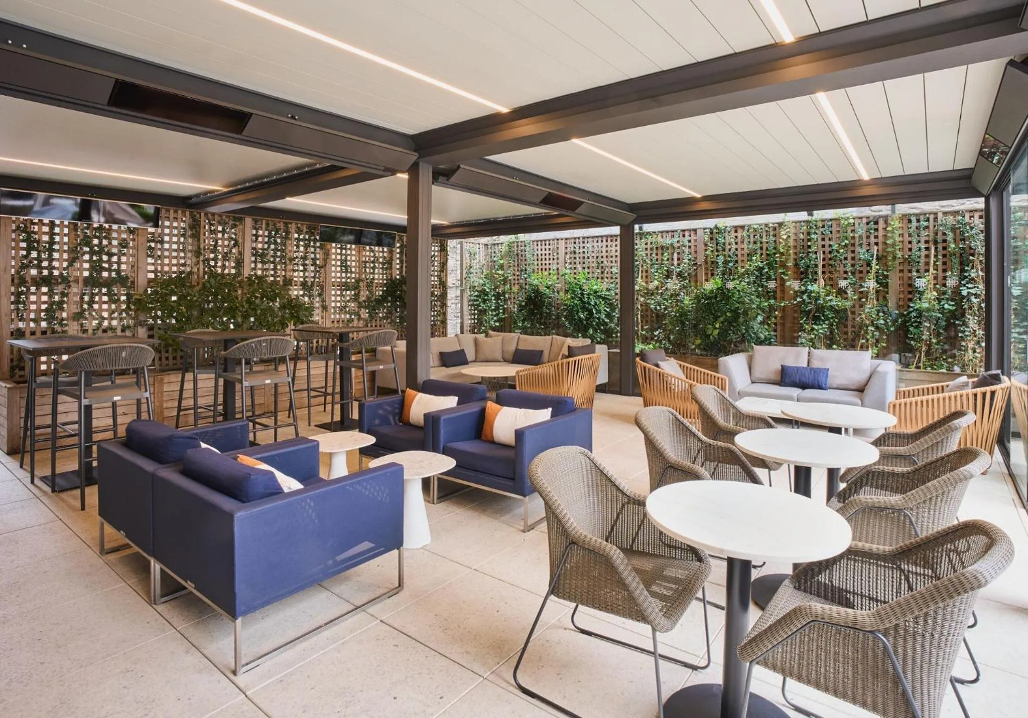 Balcony/Terrace in Park Terrace Hotel