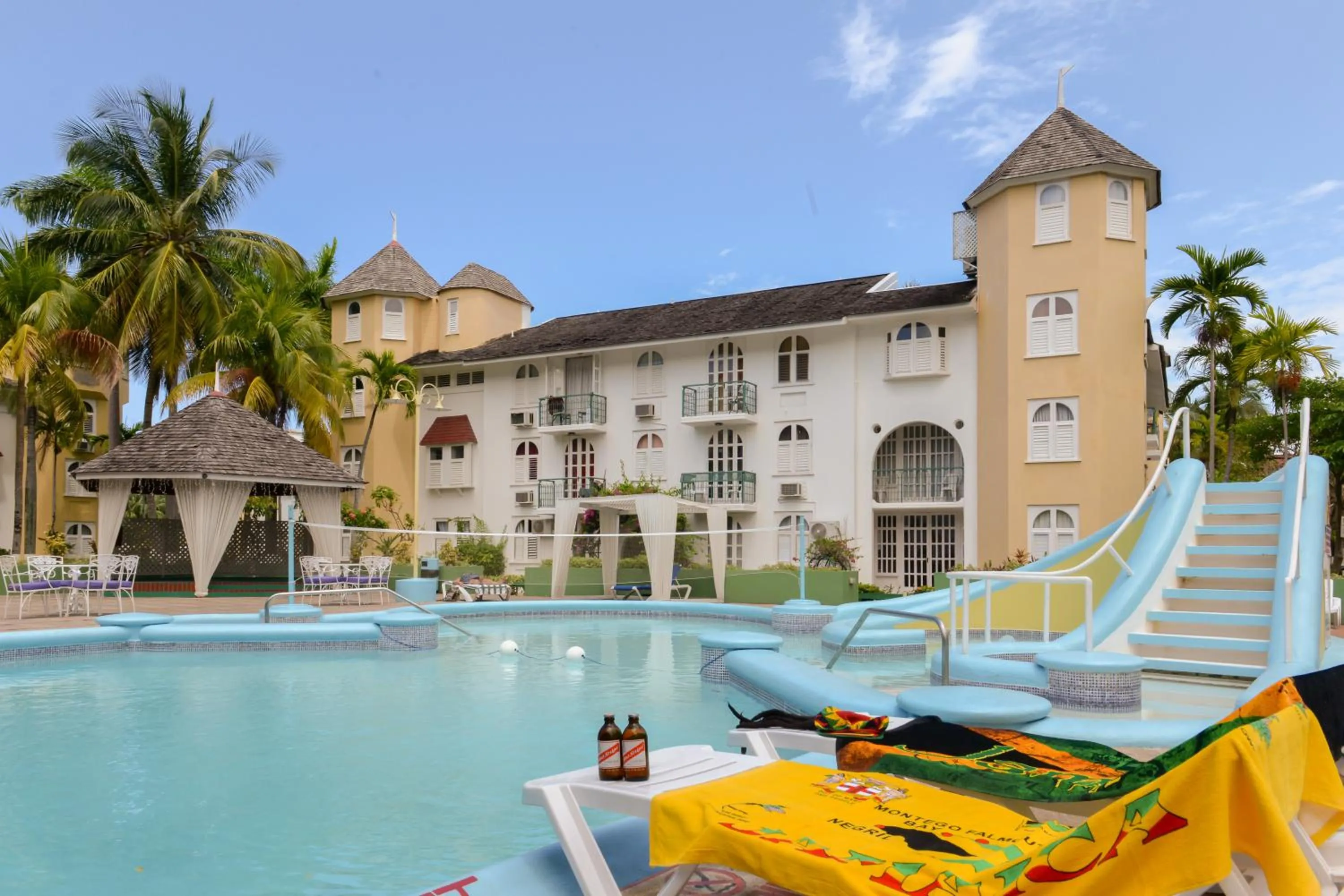 Area and facilities in Deluxe SandCastles Condos