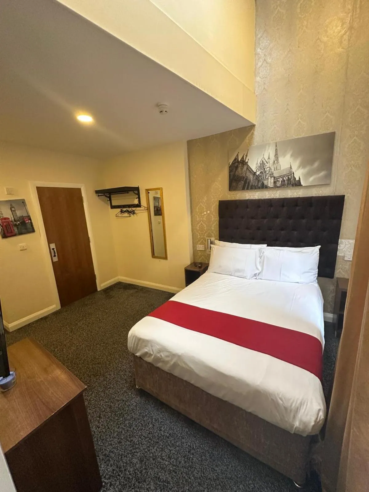 Bedroom, Bed in Trivelles Seaforth