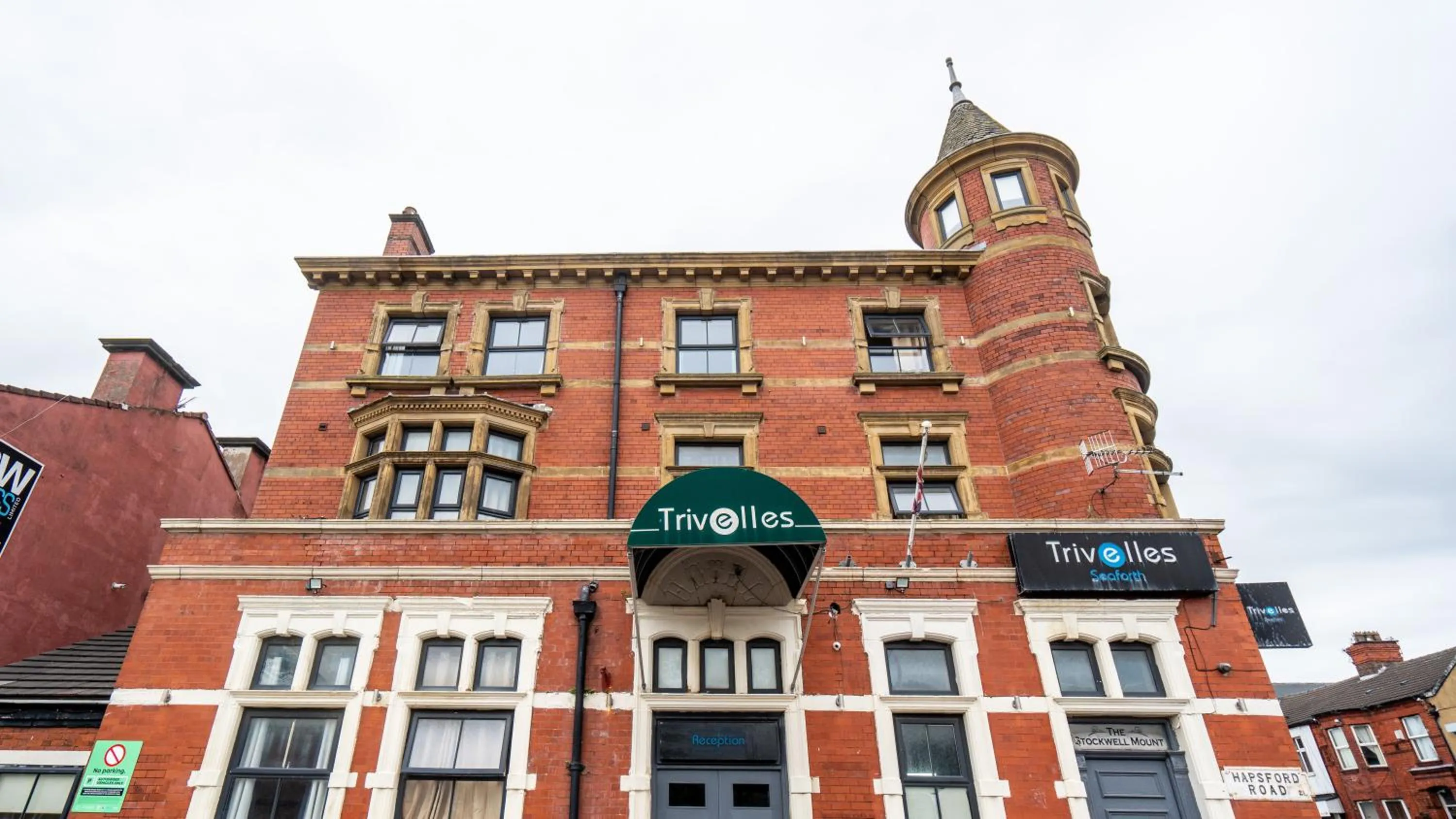 Property building in Trivelles Seaforth