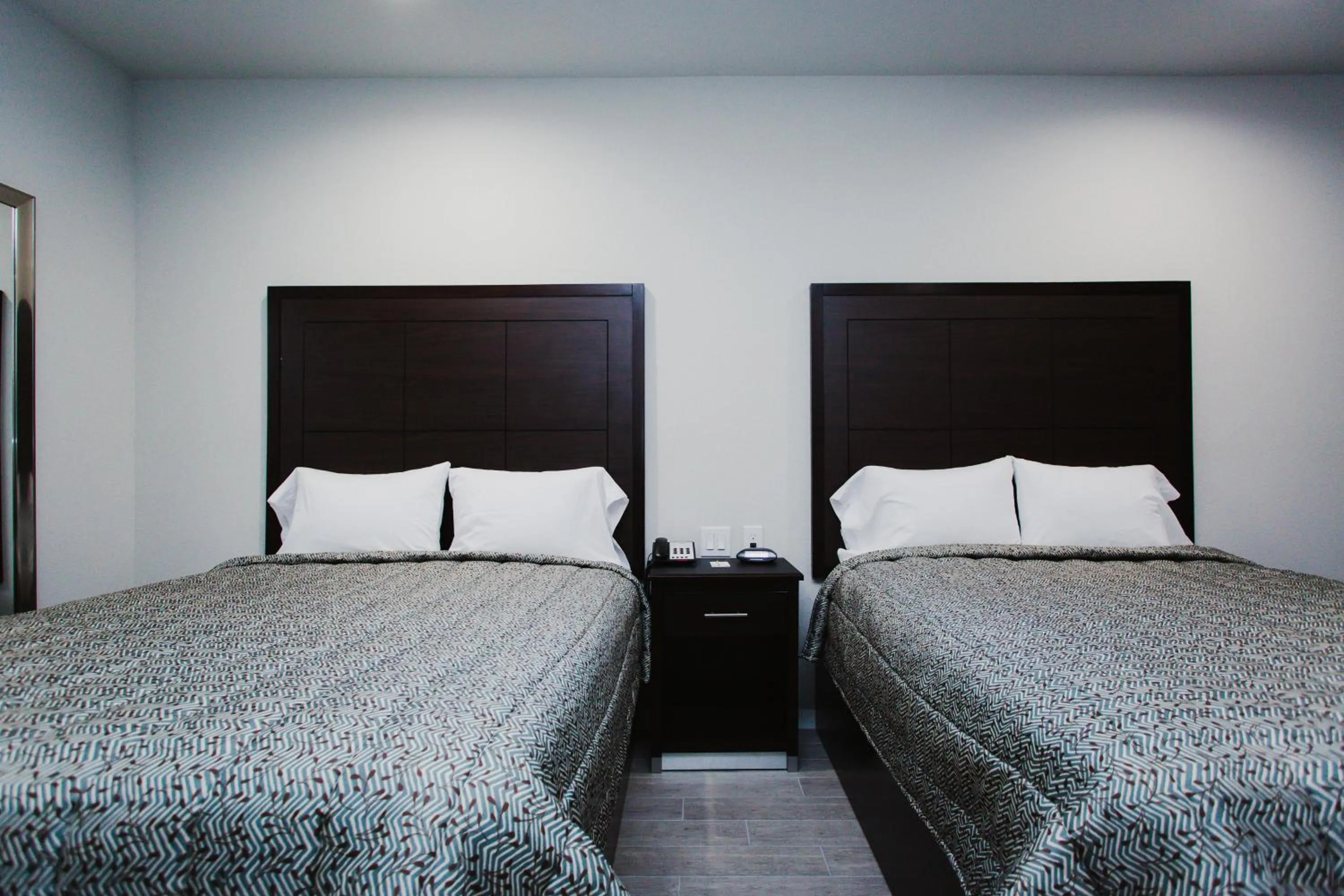 Bed in Palace Inn-529