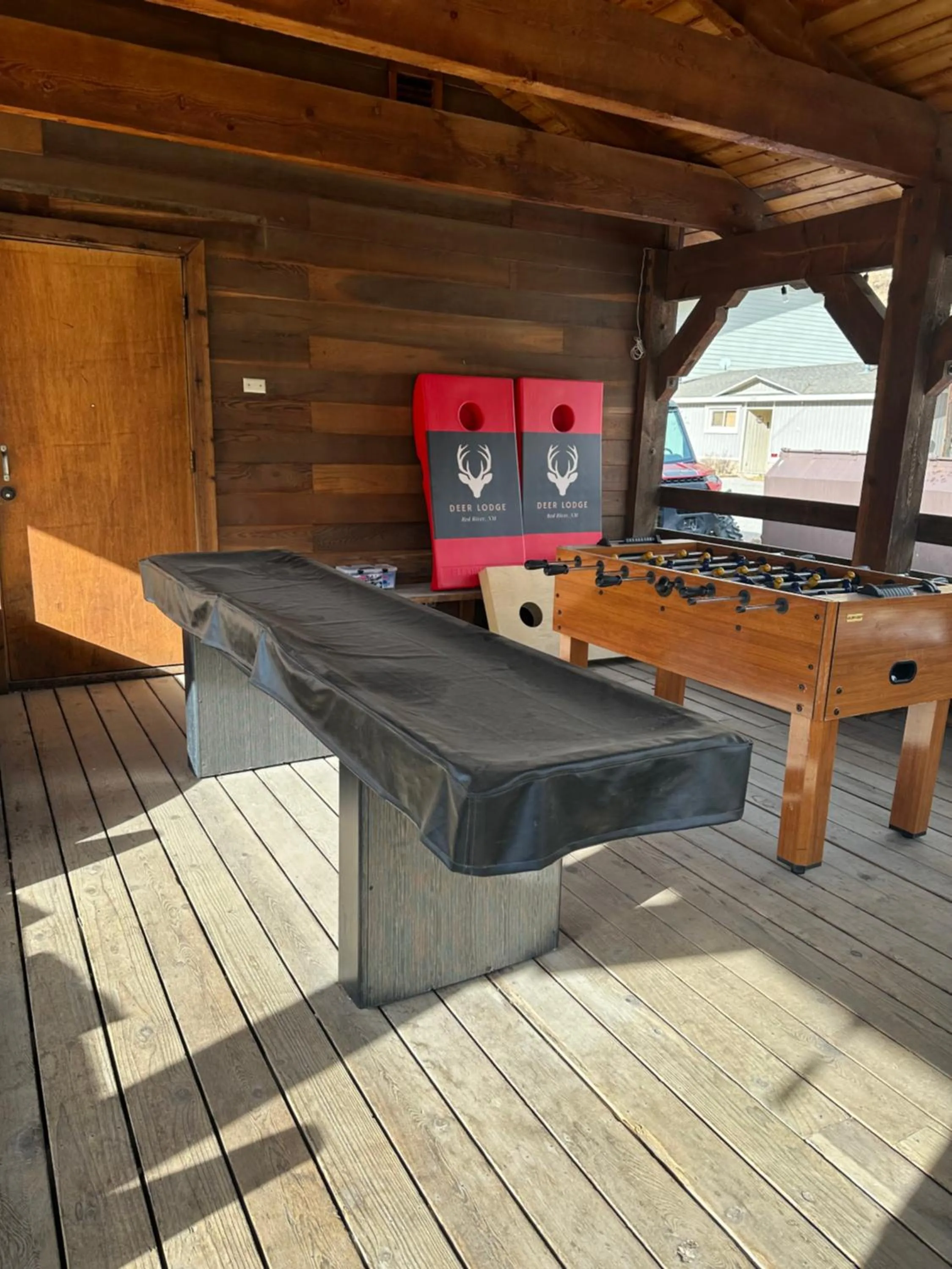 Game Room in Deer Lodge