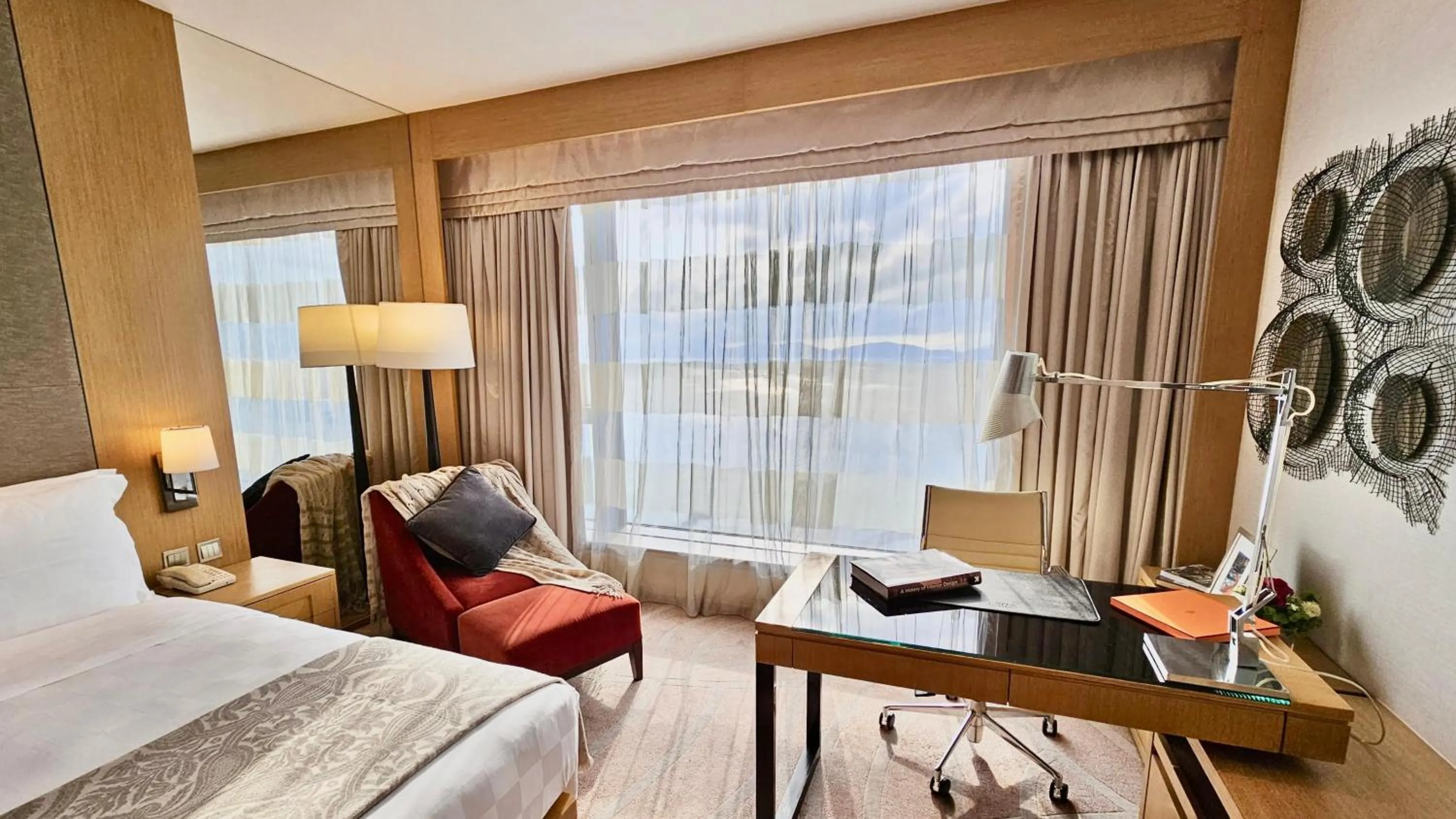 The HarbourView Place @ the ICC megalopolis