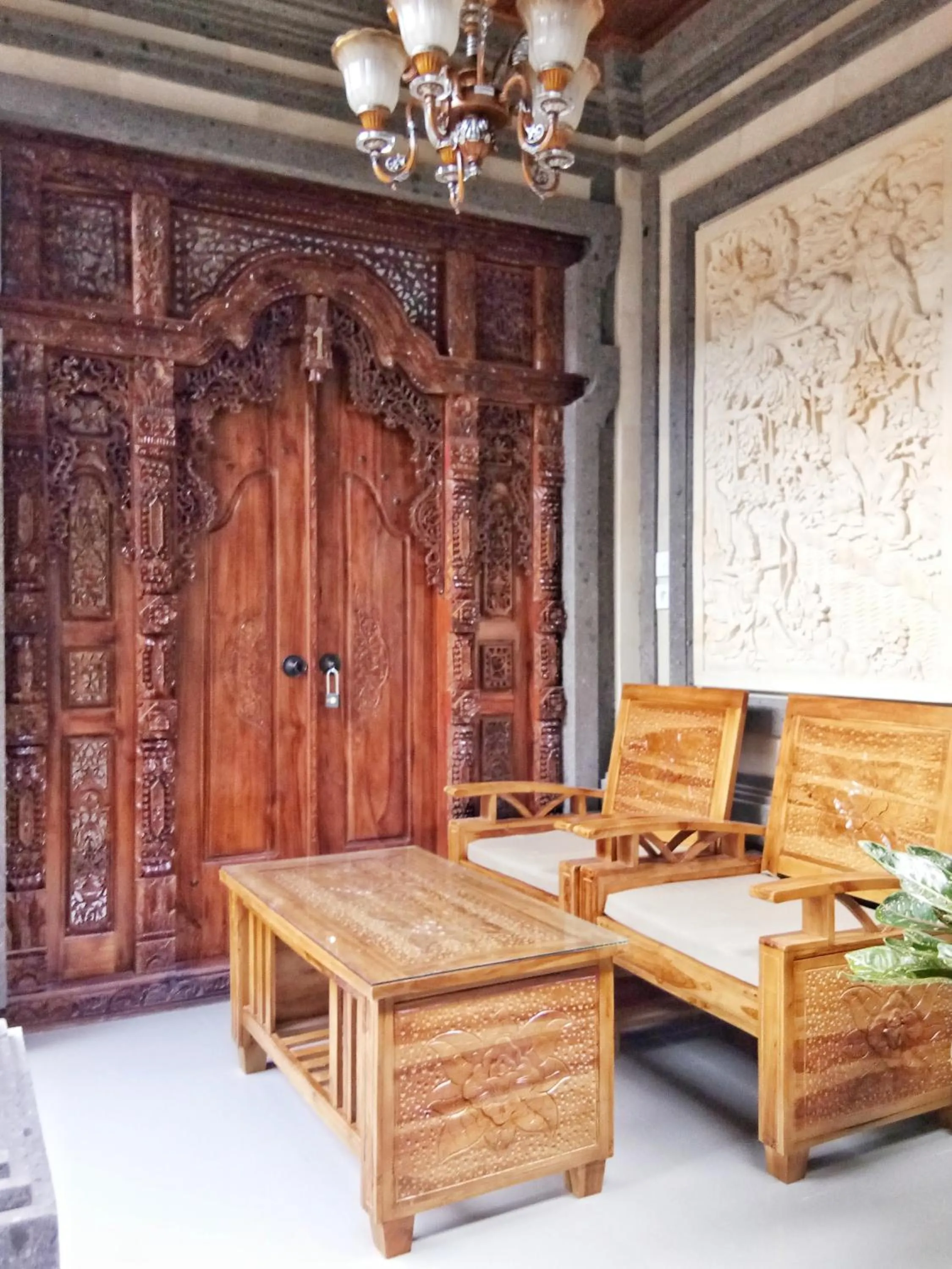 Facade/entrance in Umah Anila