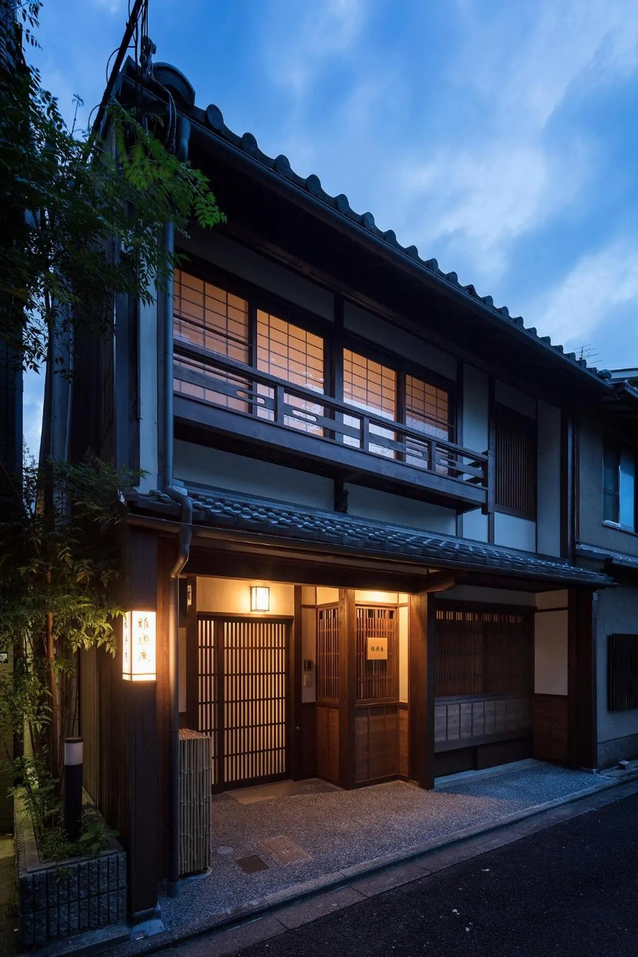 Facade/entrance in Garaku an Machiya House