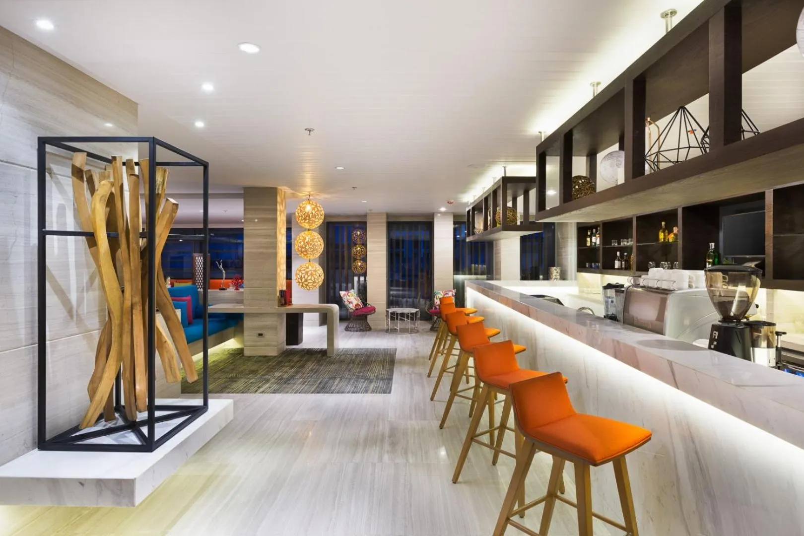 Lounge or bar in Savoy Hotel Boracay near Newcoast Beach