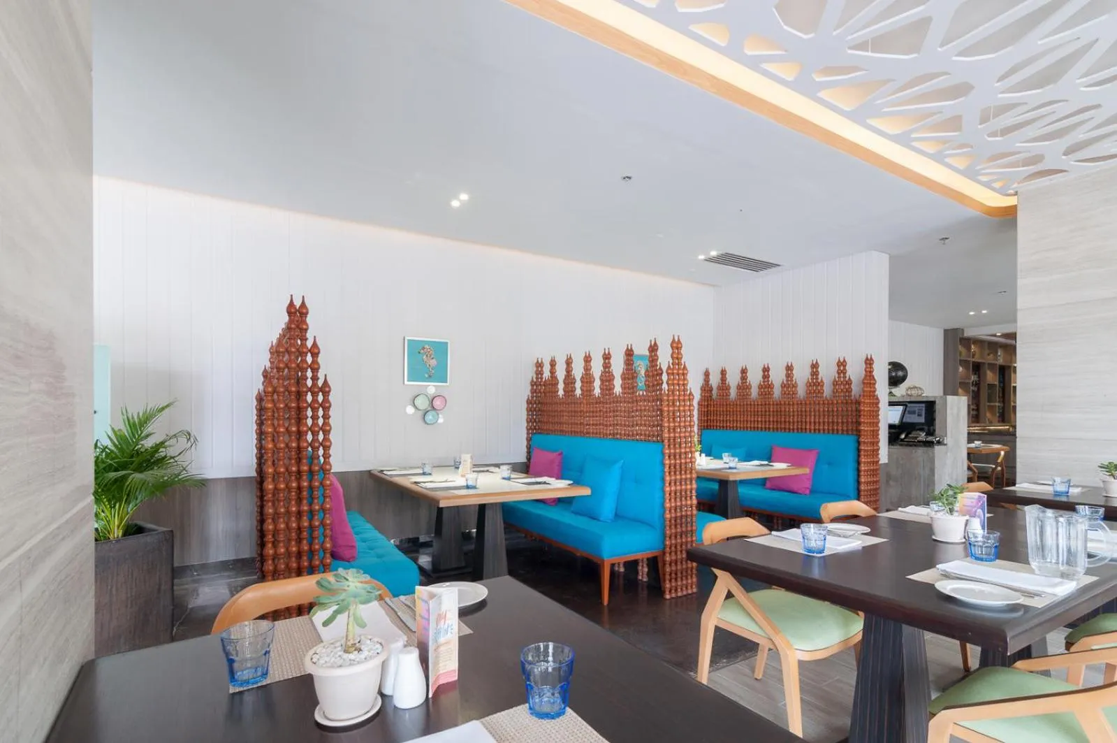 Restaurant/places to eat in Savoy Hotel Boracay near Newcoast Beach