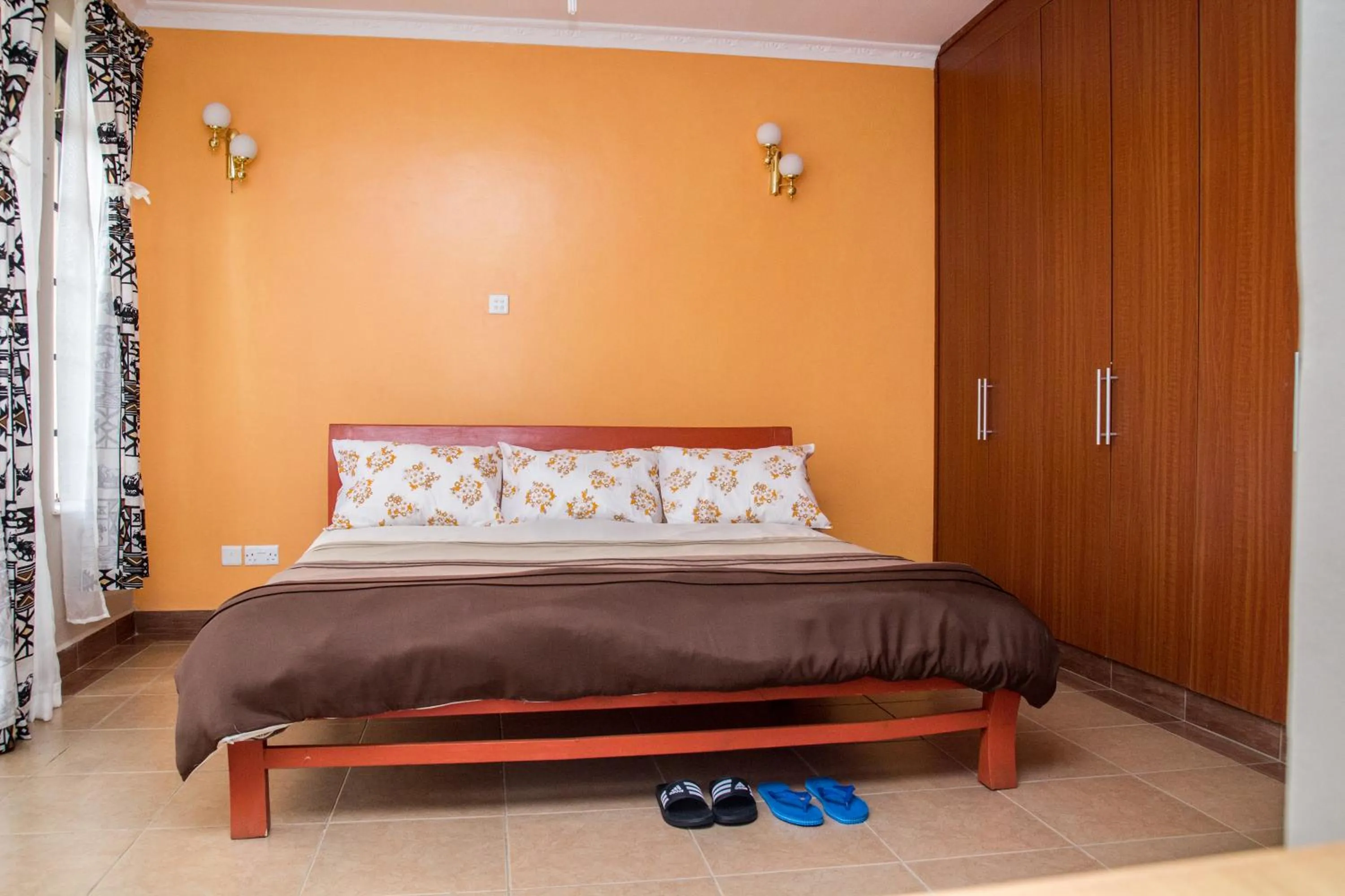 Bed in Nairobi Airport Apartments
