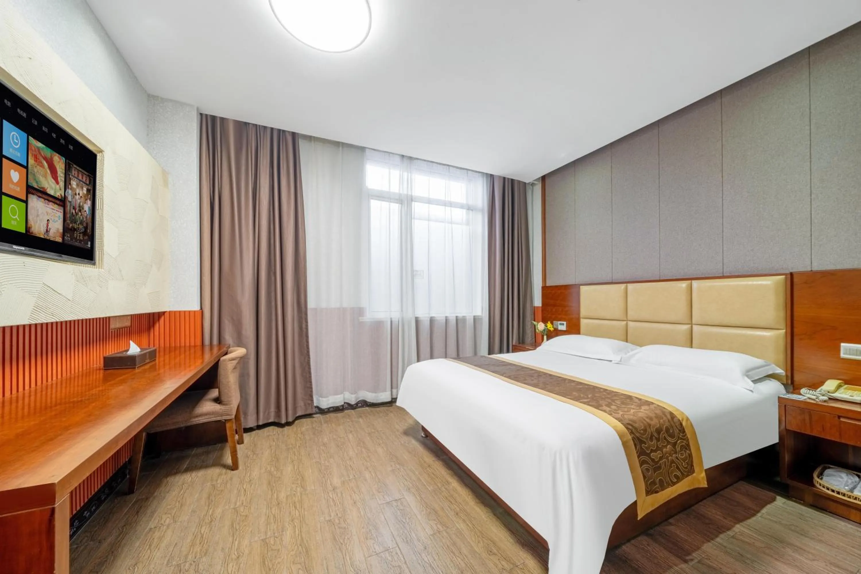 Bedroom, Bed in Bo Ai International Hotel Shanghai Pudong Airport Branch-Provide shuttle services to Pudong Airport and Disneyland