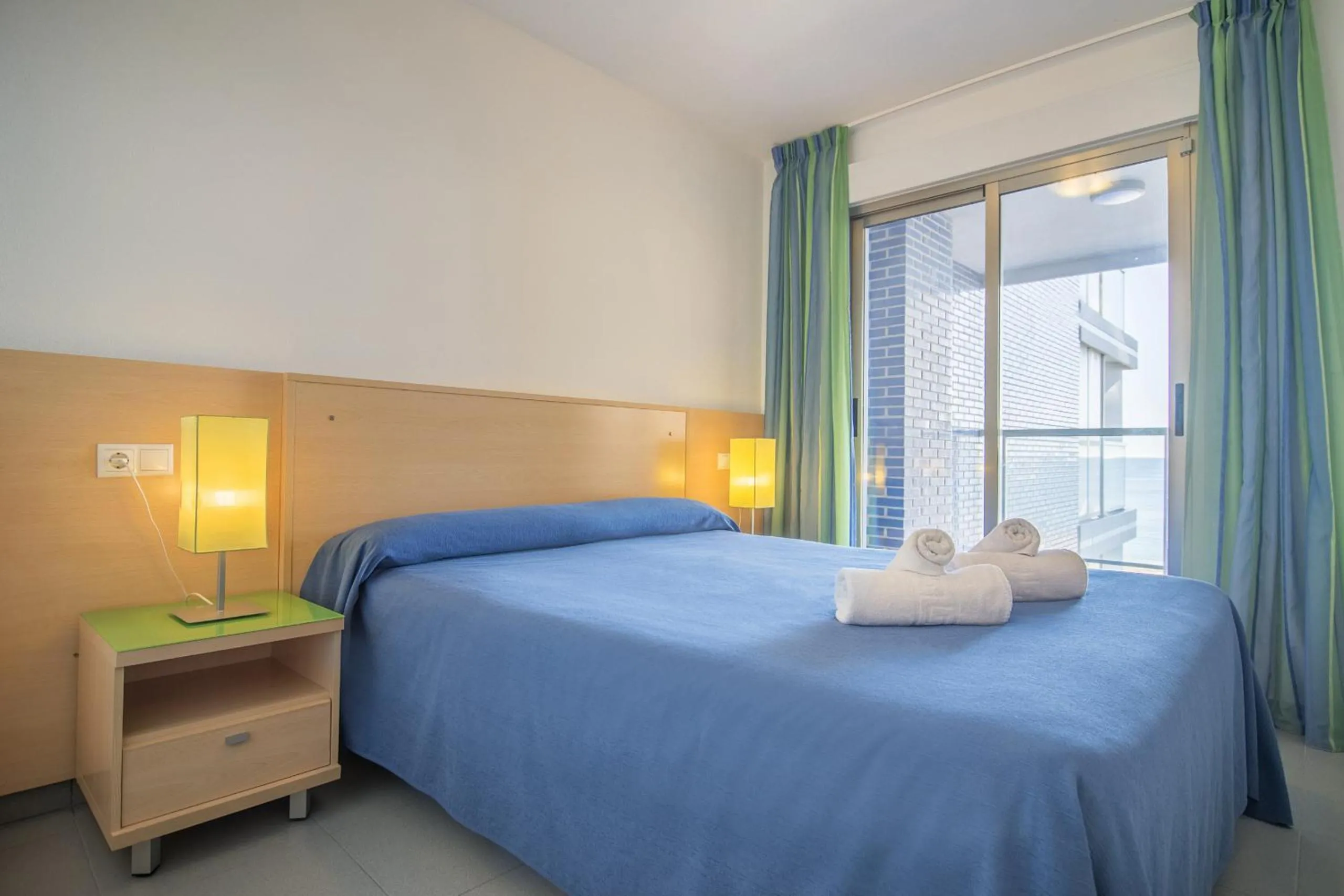 Bed in Apartamentos Hipocampos Calpe Rent Apart