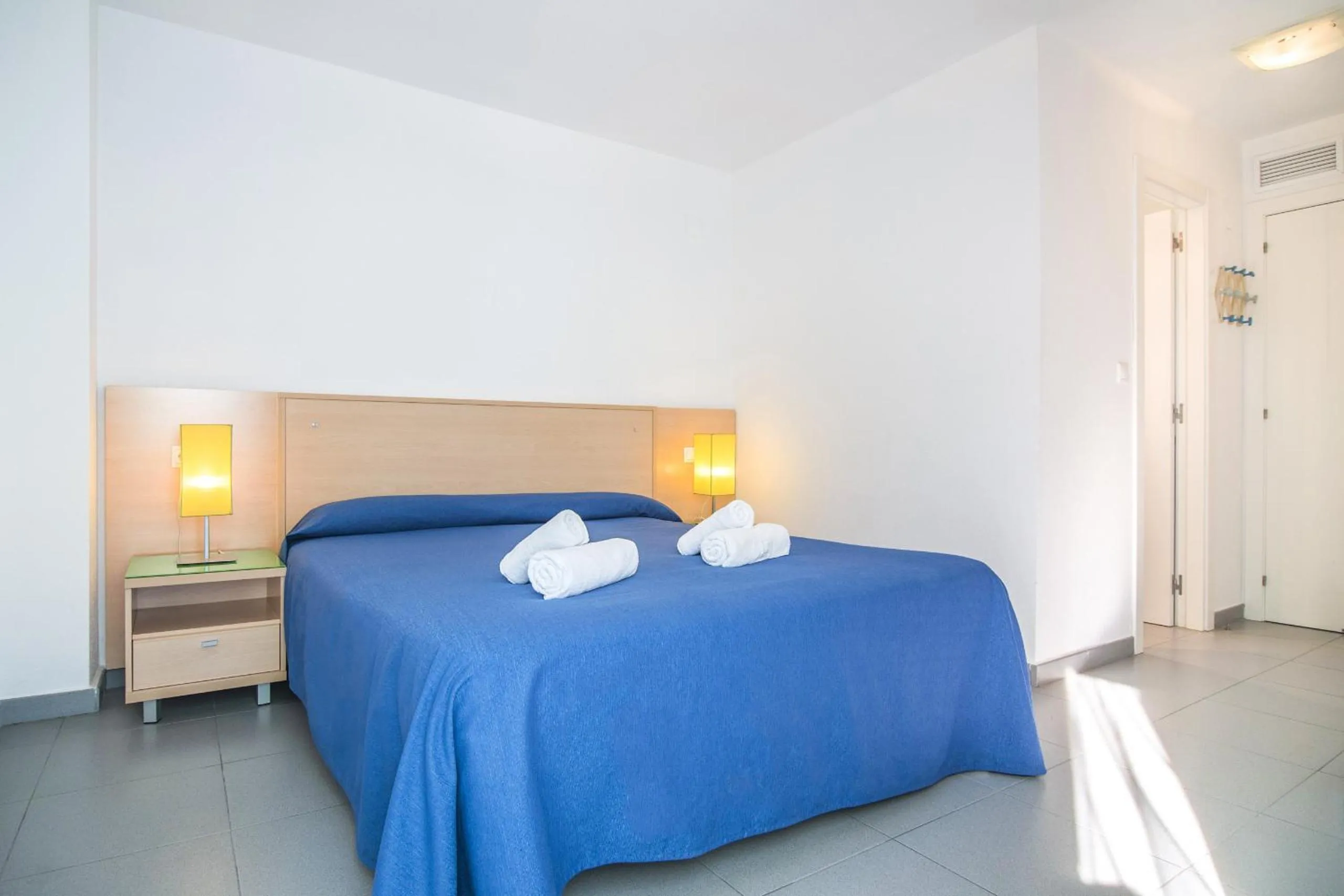 Bed in Apartamentos Hipocampos Calpe Rent Apart