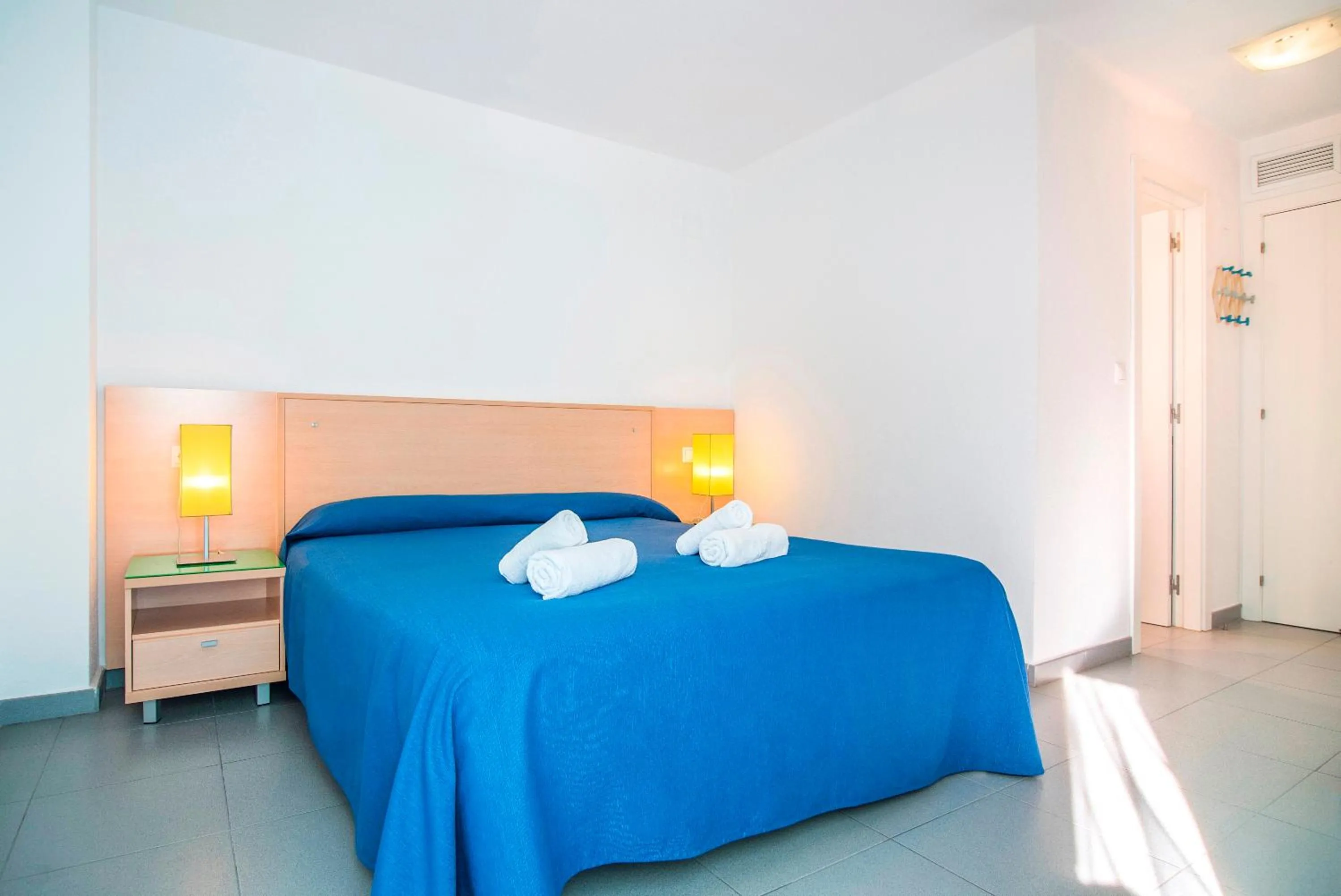 Bed in Apartamentos Hipocampos Calpe Rent Apart