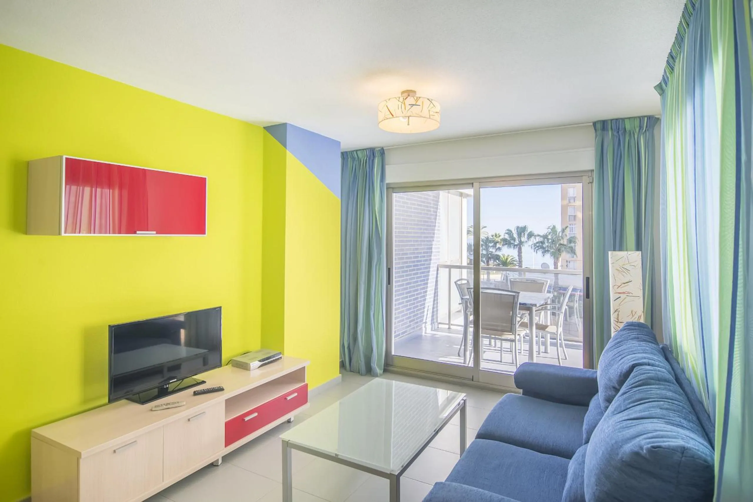 Communal lounge/ TV room in Apartamentos Hipocampos Calpe Rent Apart