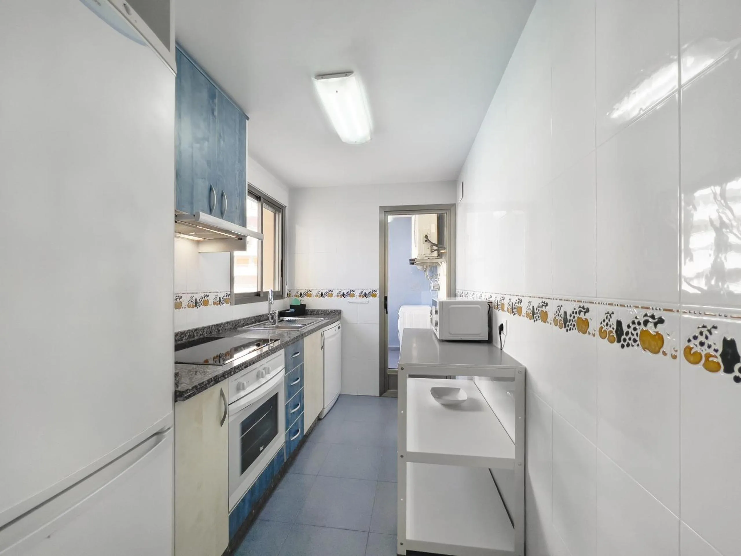 Kitchen or kitchenette in Apartamentos Hipocampos Calpe Rent Apart