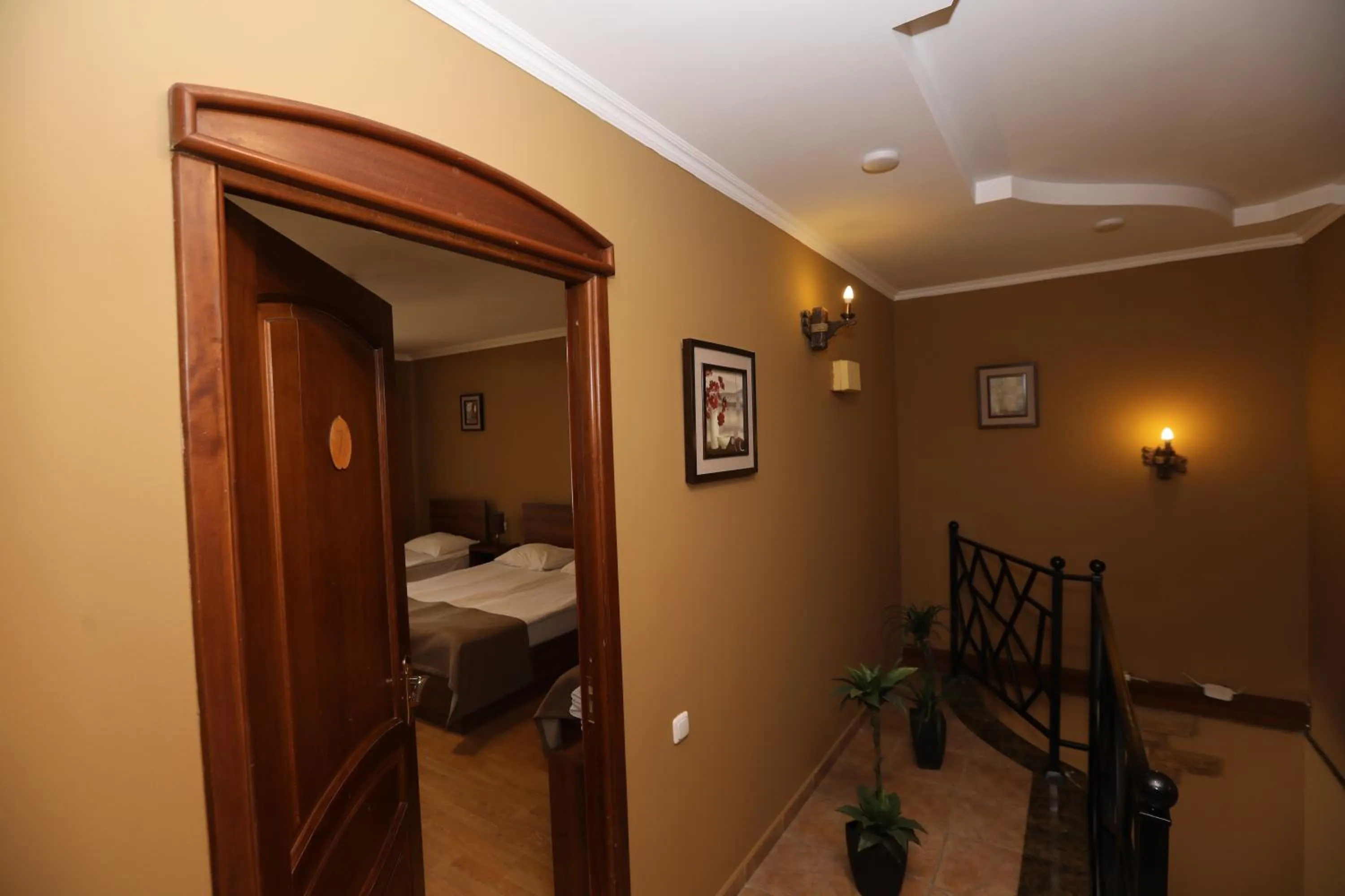 Photo of the whole room, Bed in Popock Baghramyan