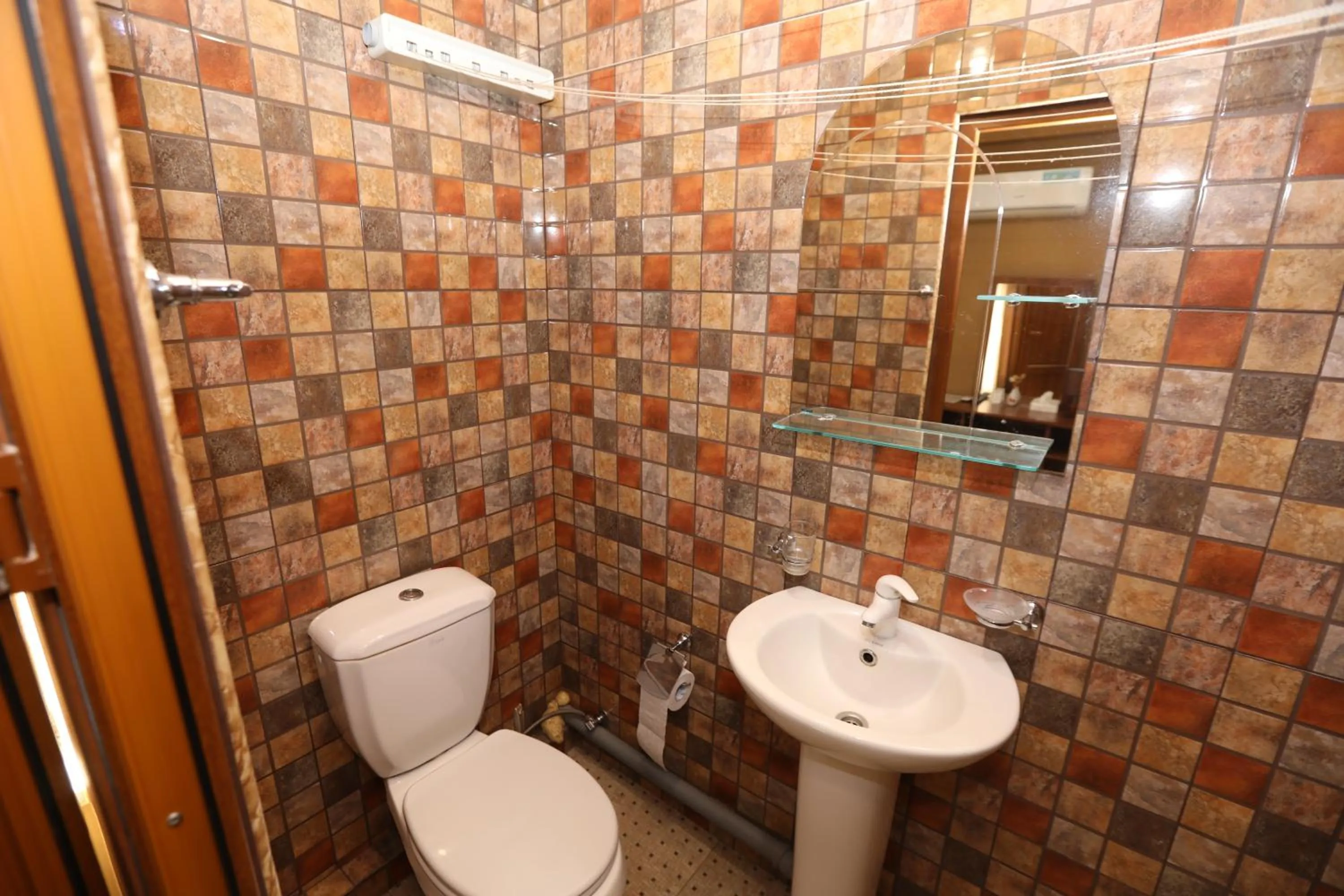 Shower in Popock Baghramyan