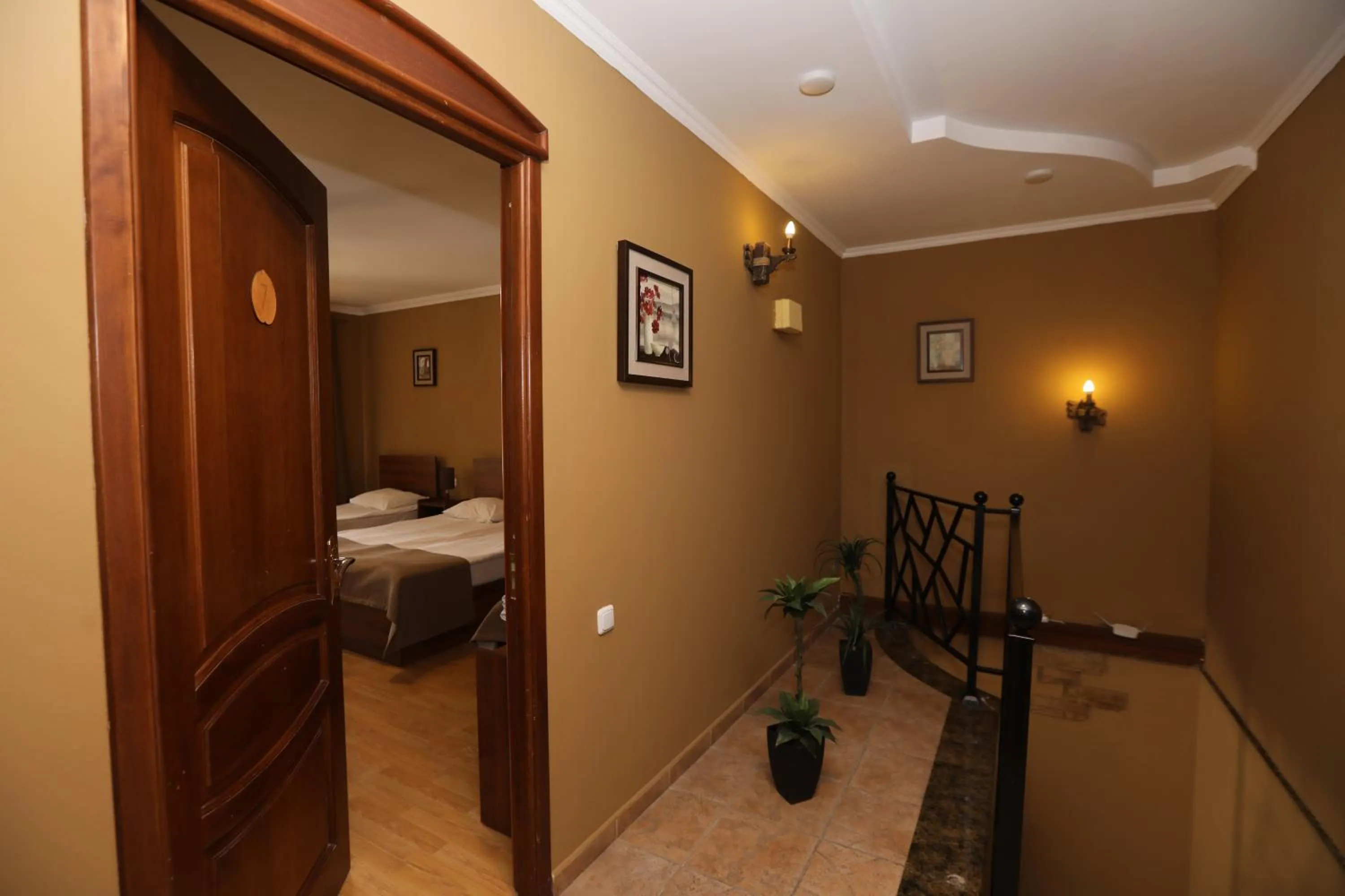 Photo of the whole room, Bed in Popock Baghramyan