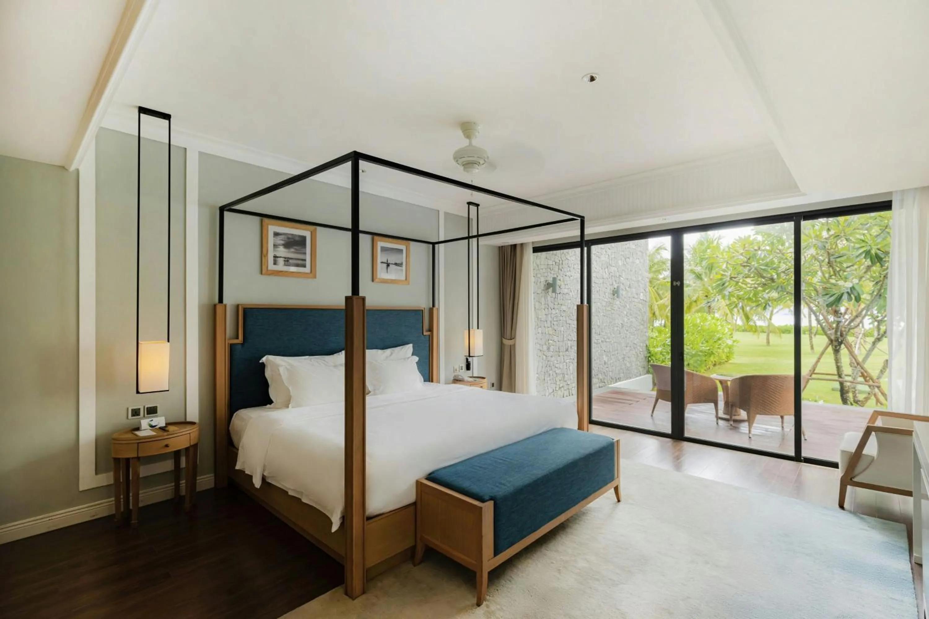 Bedroom, Bed in Vinpearl Resort & Spa Hoi An