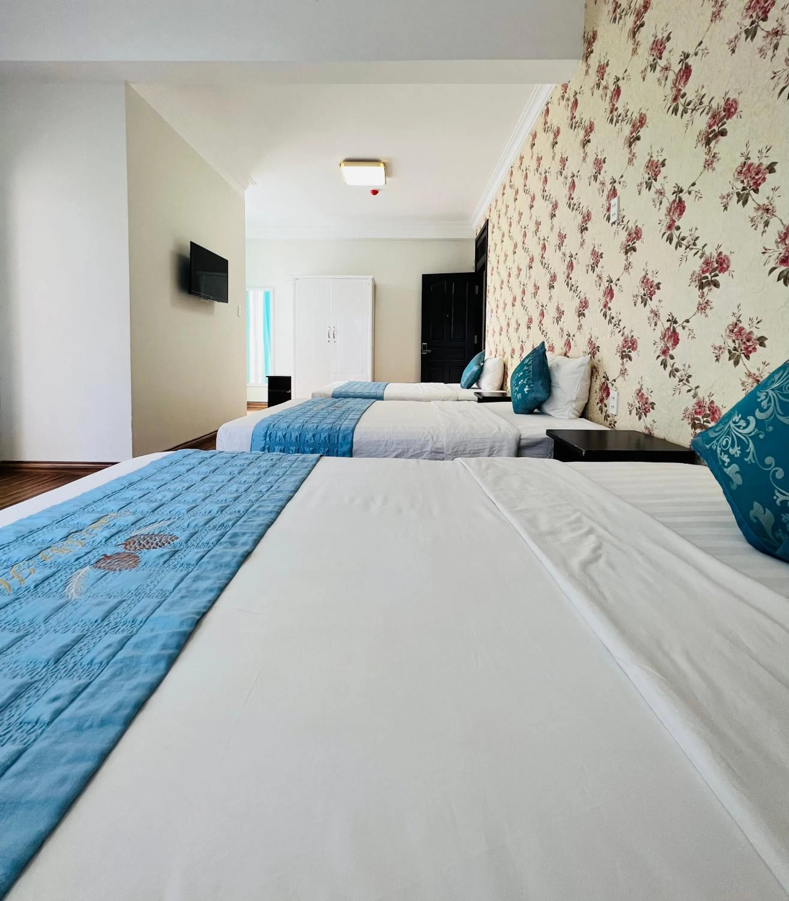 Bed in Dalat Eco Hotel