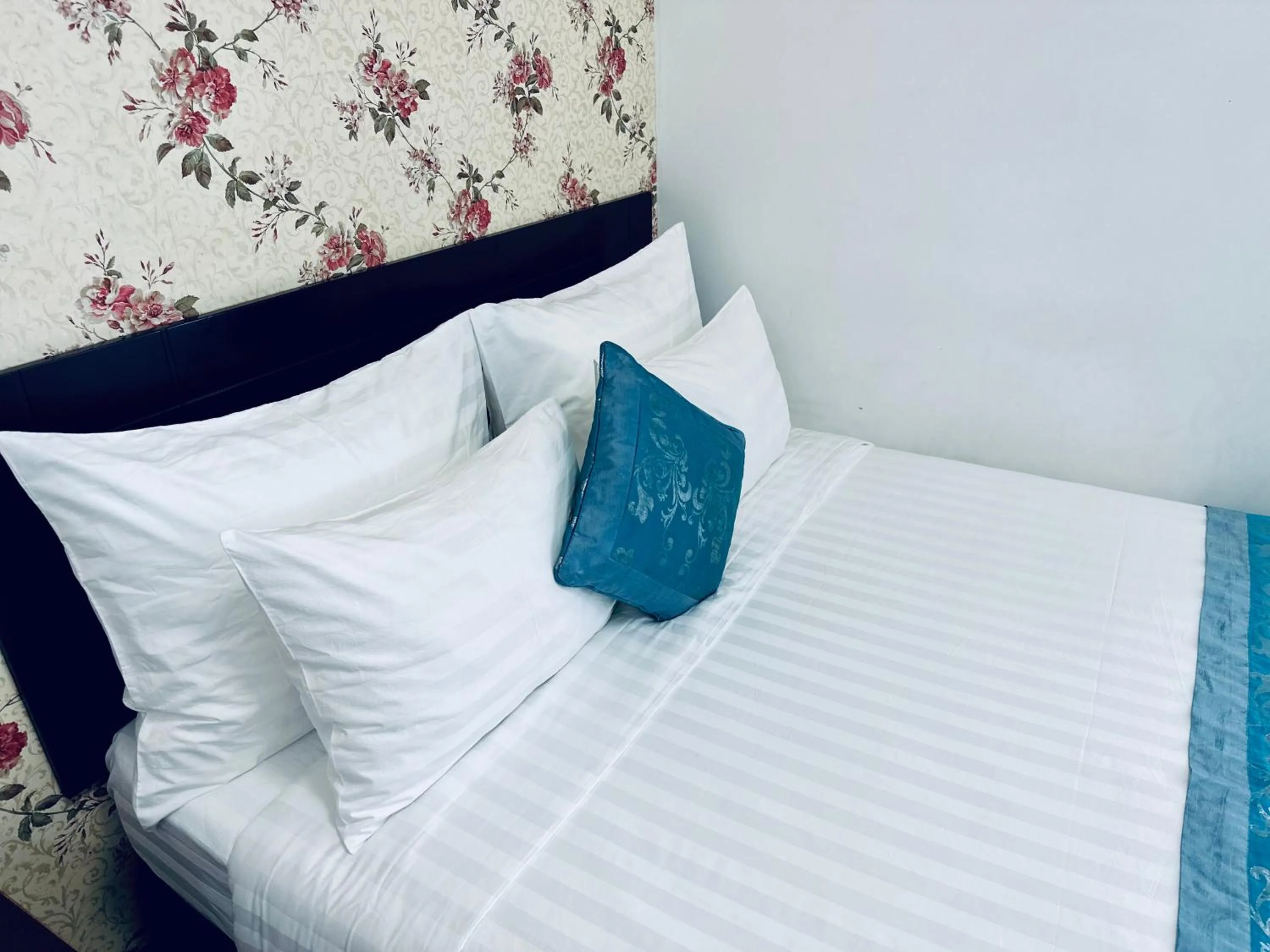 Bed in Dalat Eco Hotel