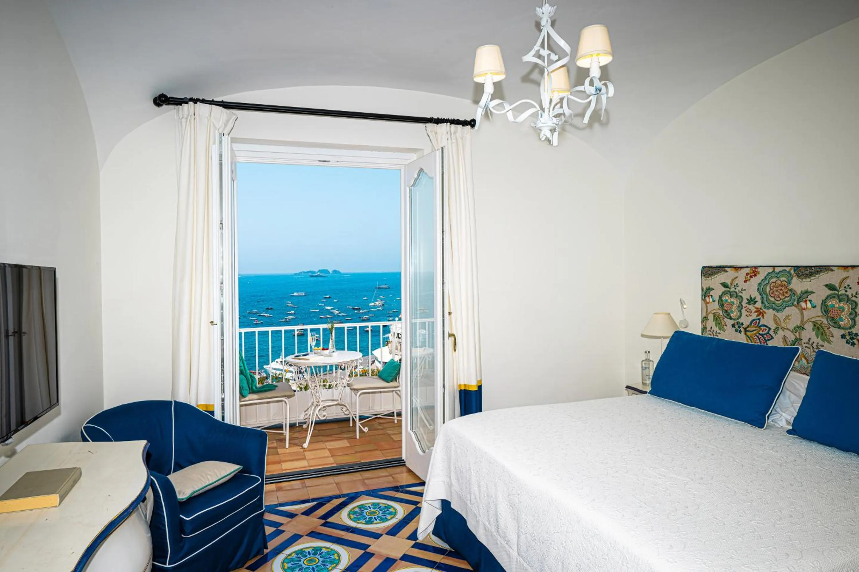 Bed in Buca Di Bacco