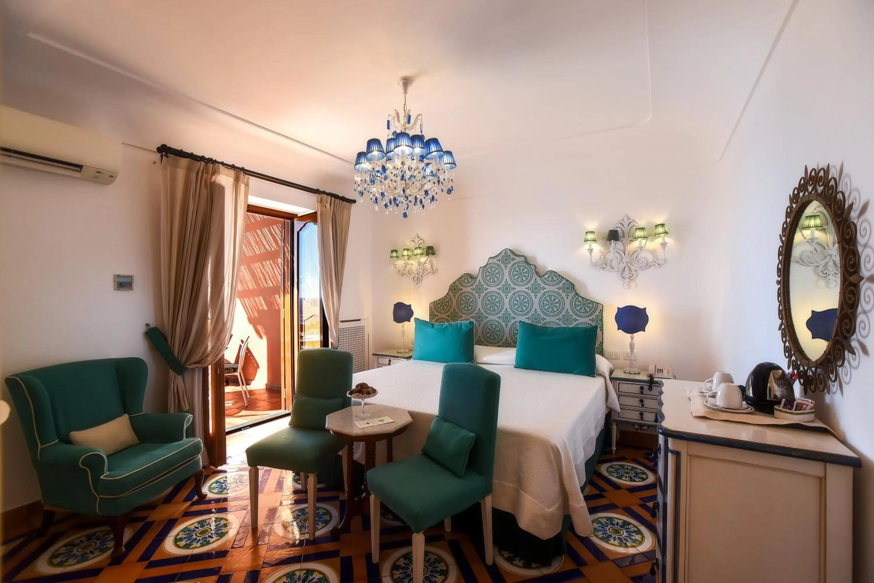 Photo of the whole room in Buca Di Bacco