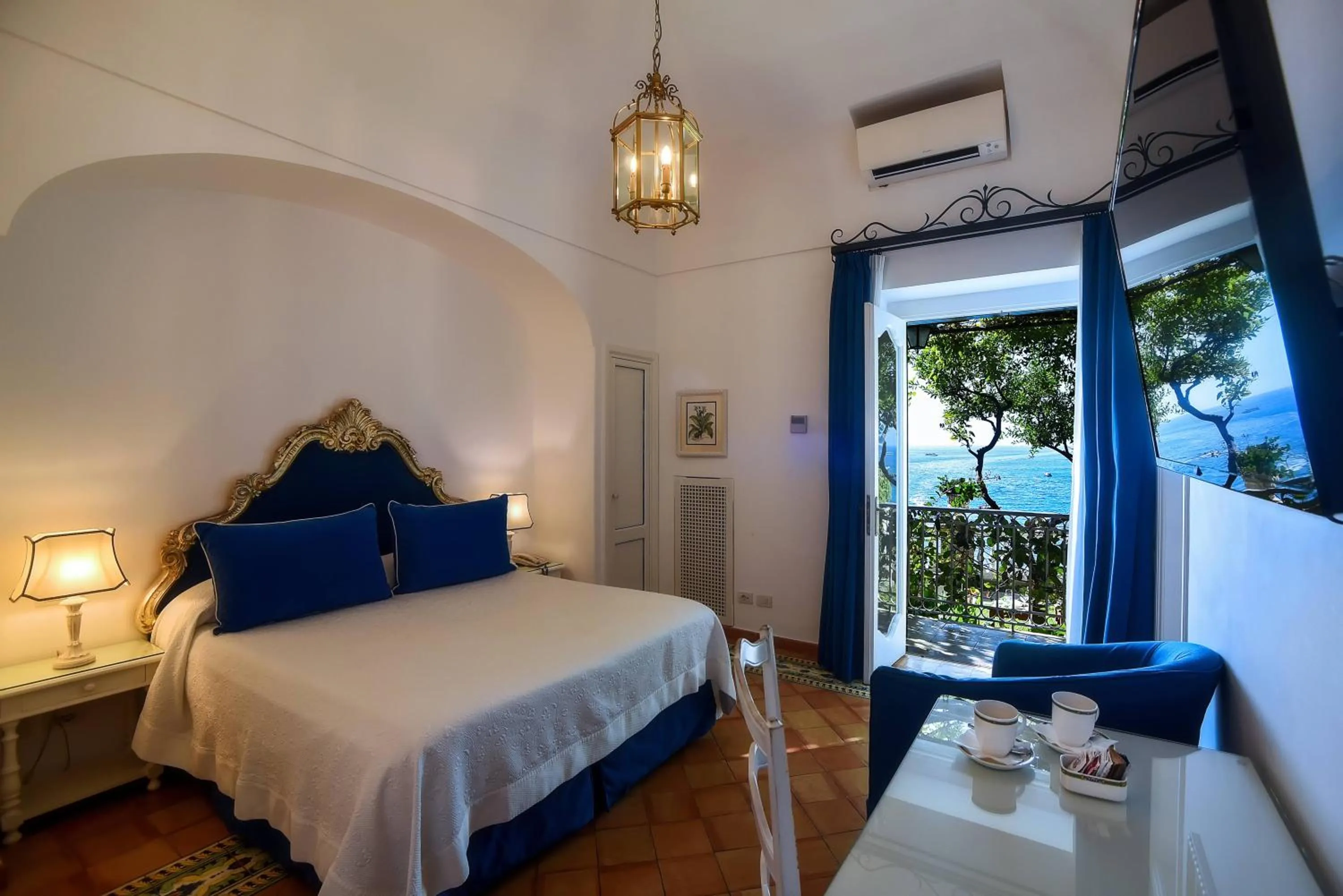 Bed in Buca Di Bacco