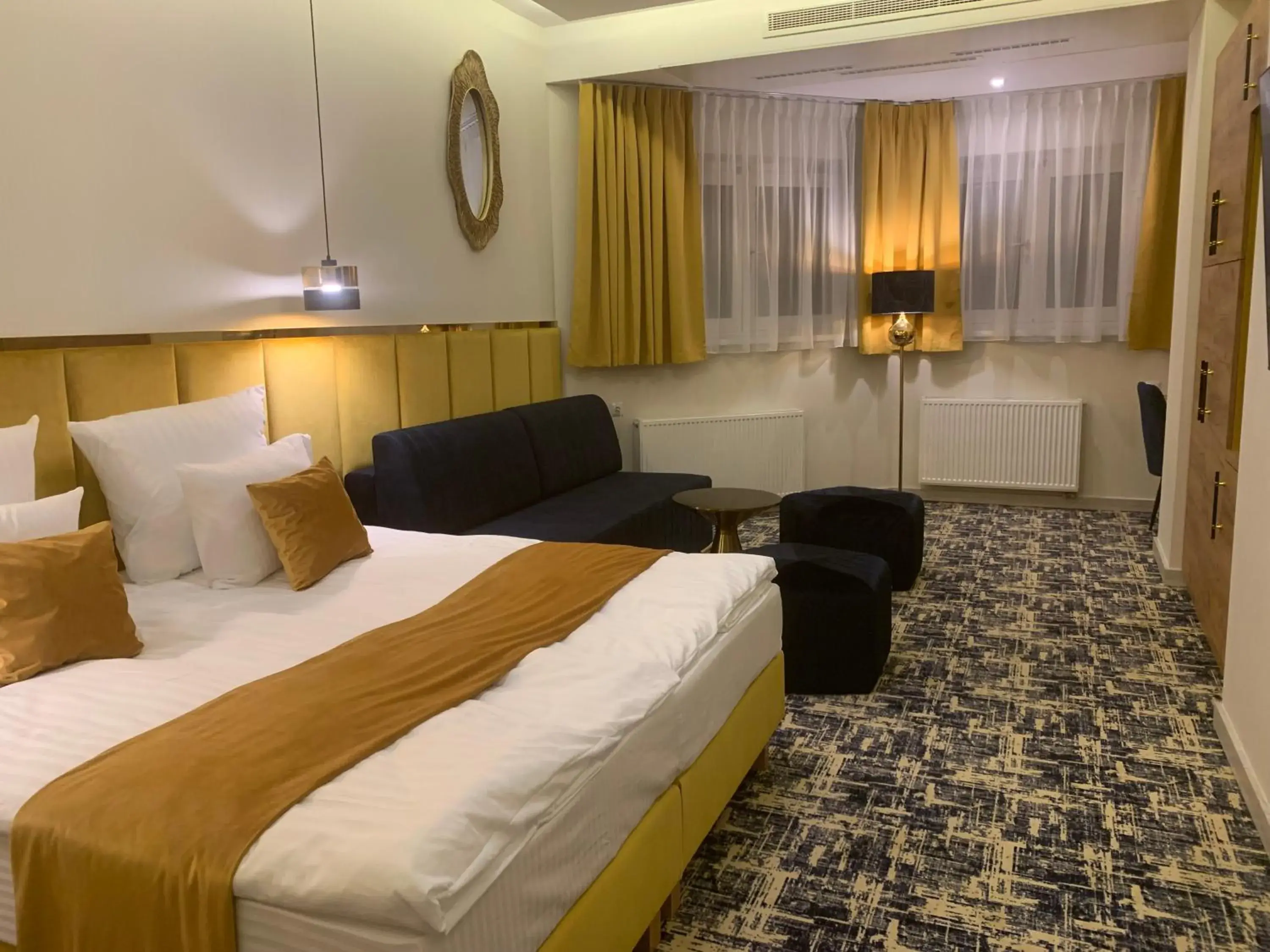 Deluxe Suite - single occupancy in Piramida Deluxe Suite - single occupancy in Piramida