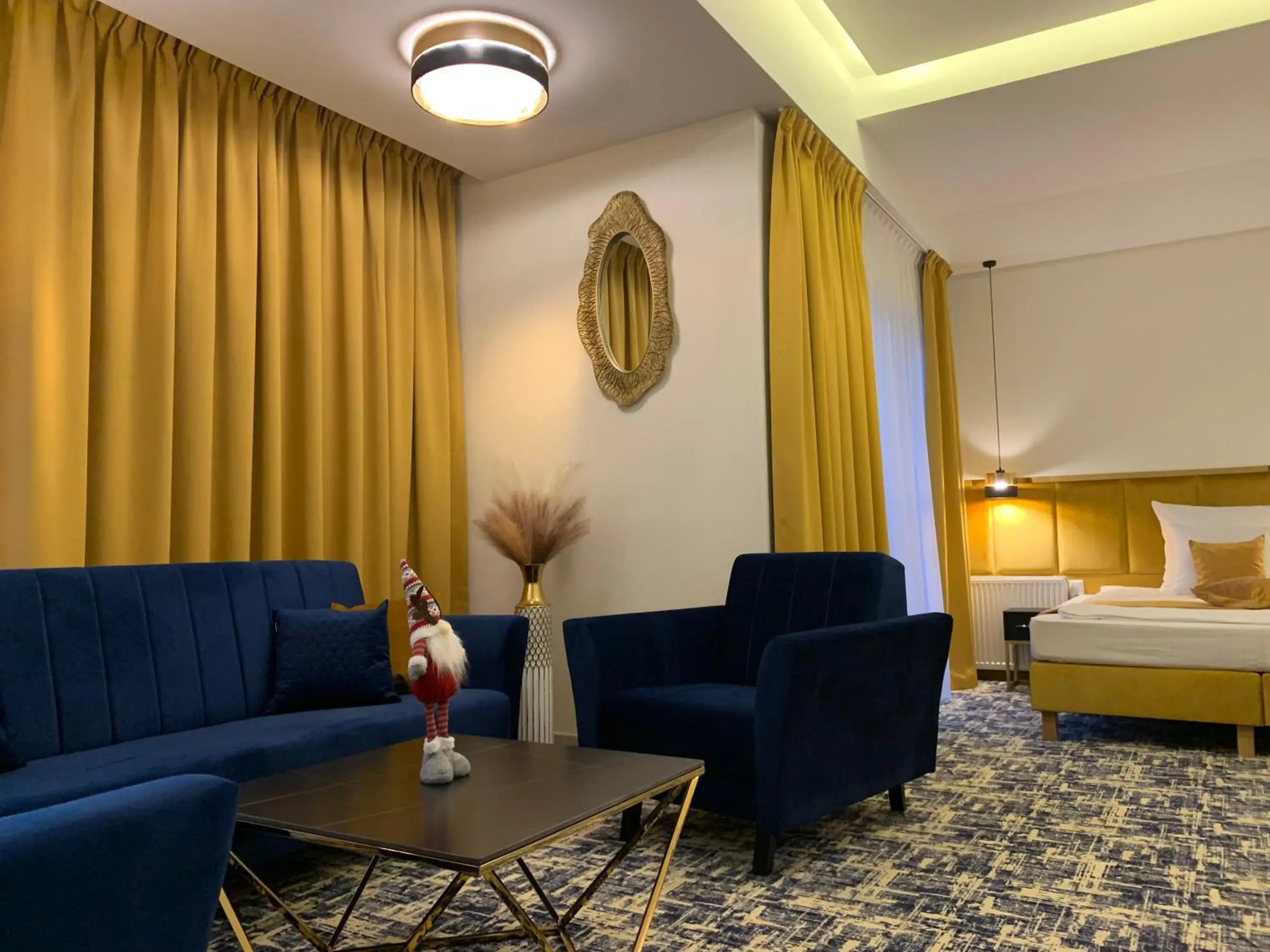 Suite with Balcony - single occupancy in Piramida Suite with Balcony - single occupancy in Piramida