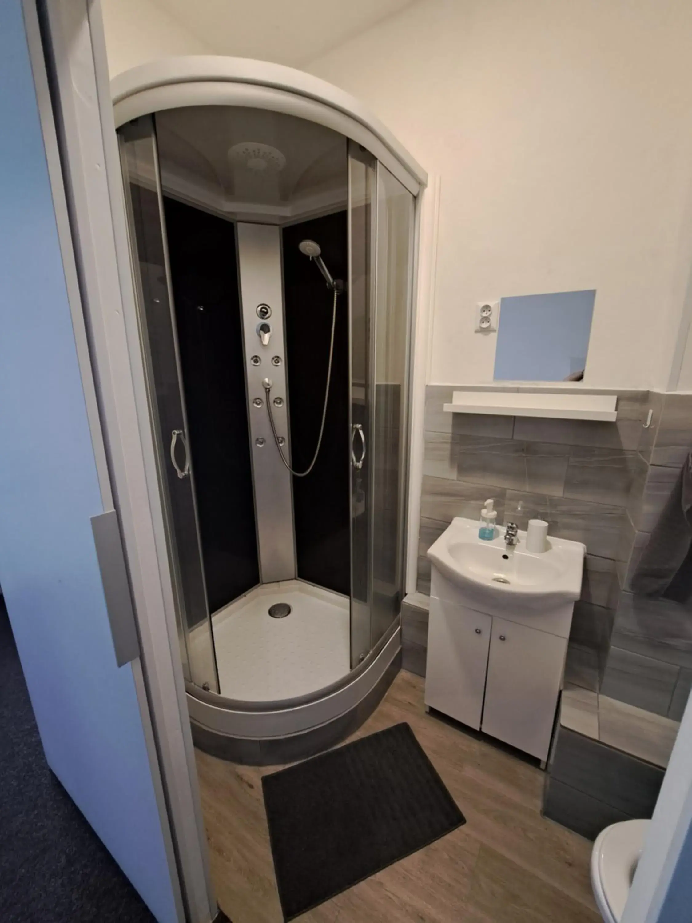 Double or Twin Room - single occupancy in Pension U Johnů Double or Twin Room - single occupancy in Pension U Johnů