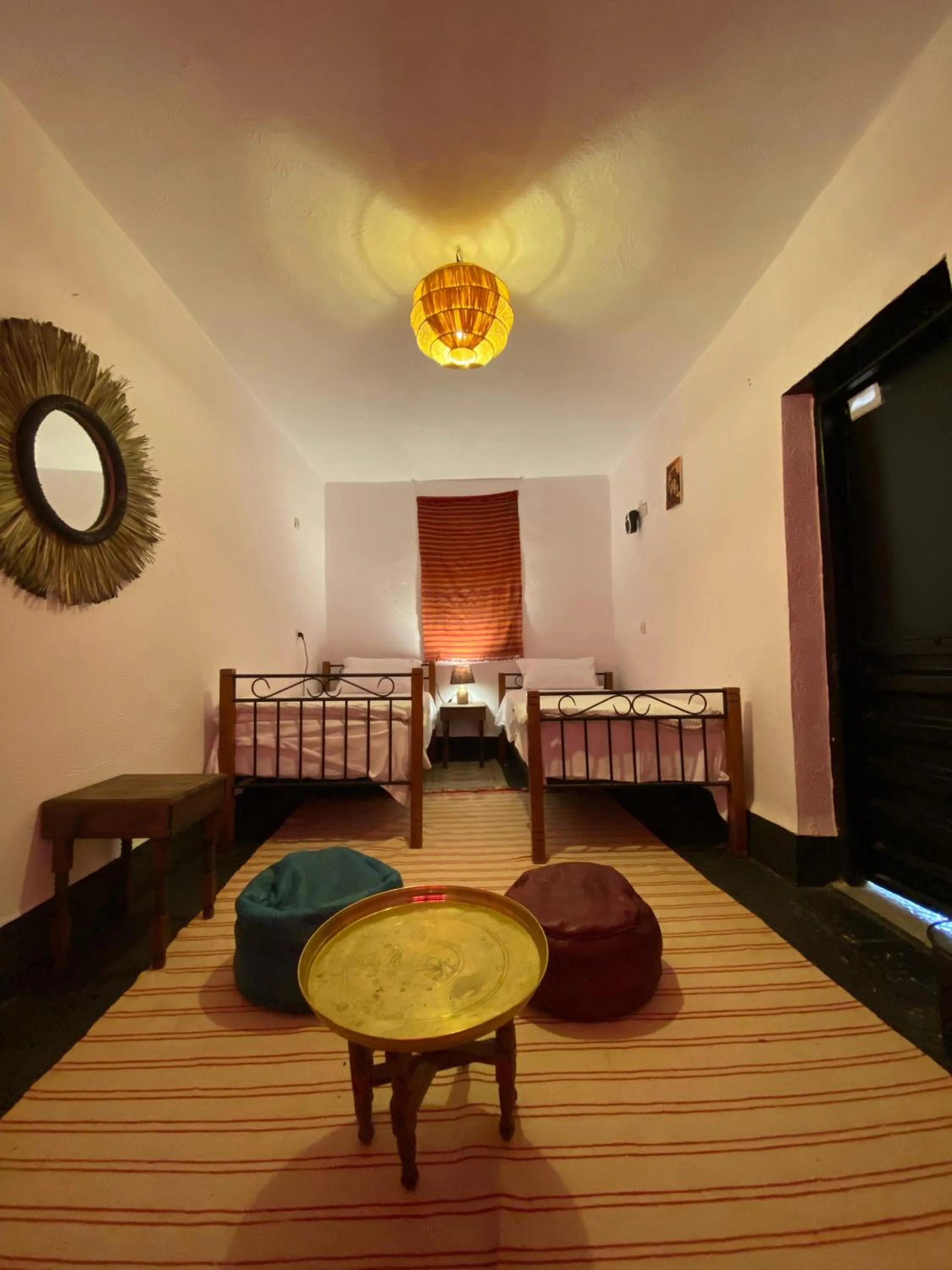 Bed in la Kasbah salam