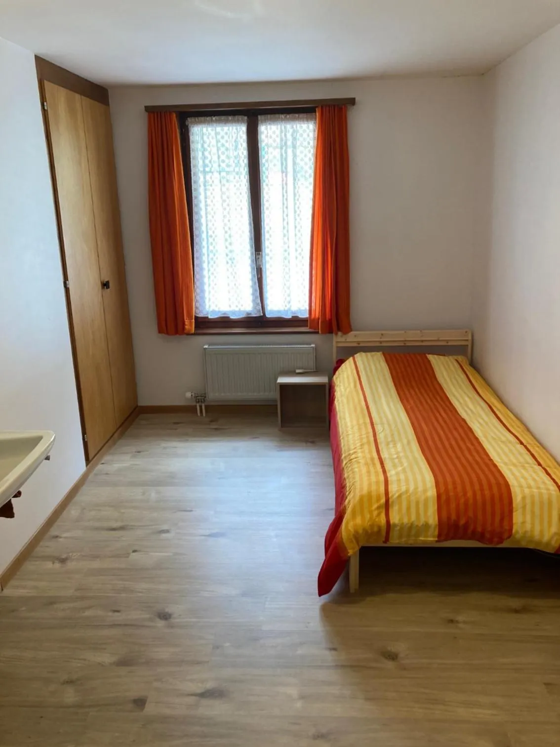 Bed in Hôtel du Gd-St-Bernard