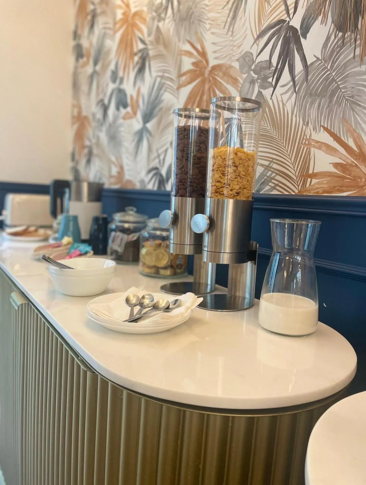 Food and drinks in District Nation